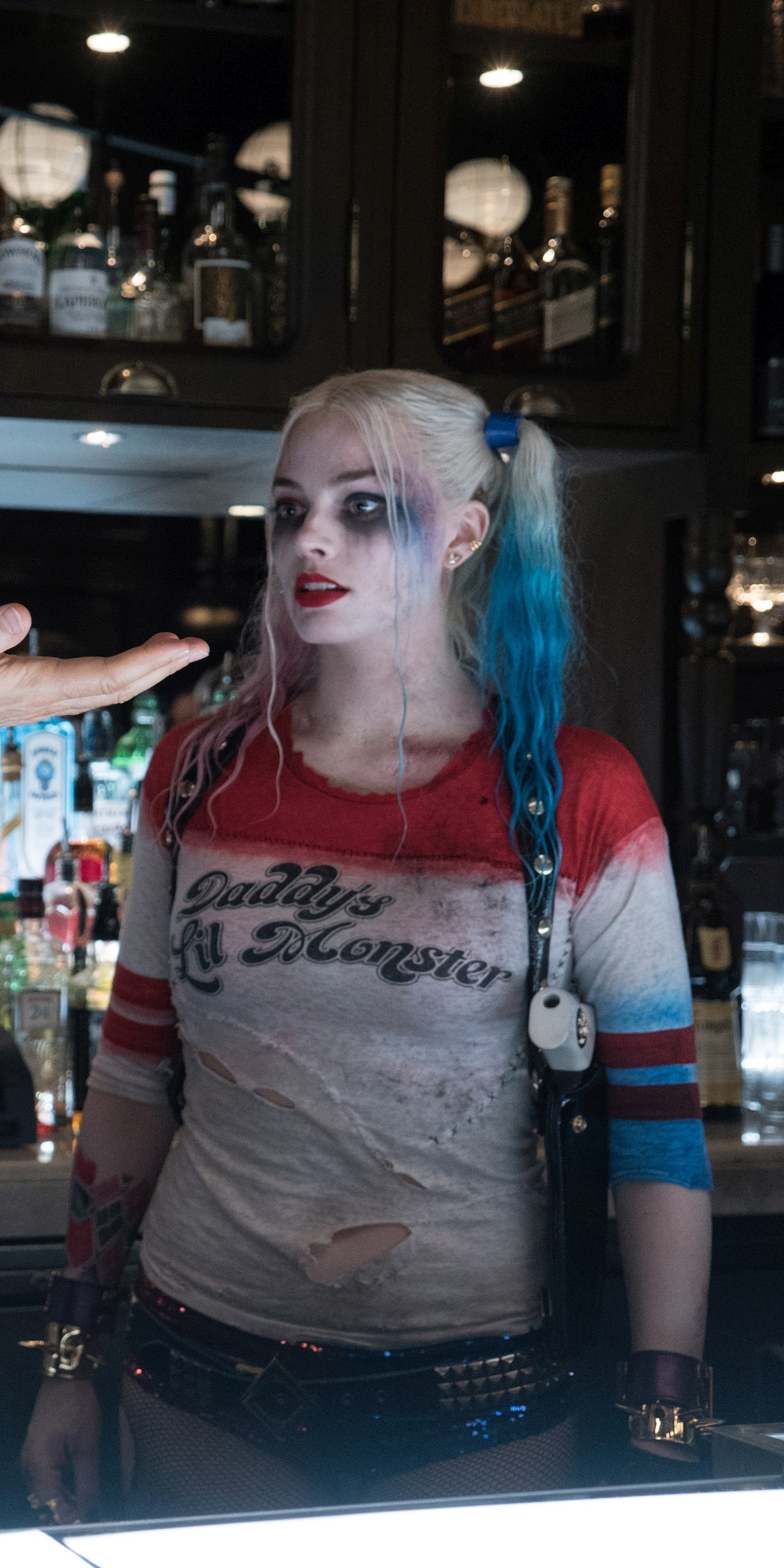 Descarga gratuita de fondo de pantalla para móvil de Películas, Harley Quinn, El Escuadrón Suicida, Margot Robbie.