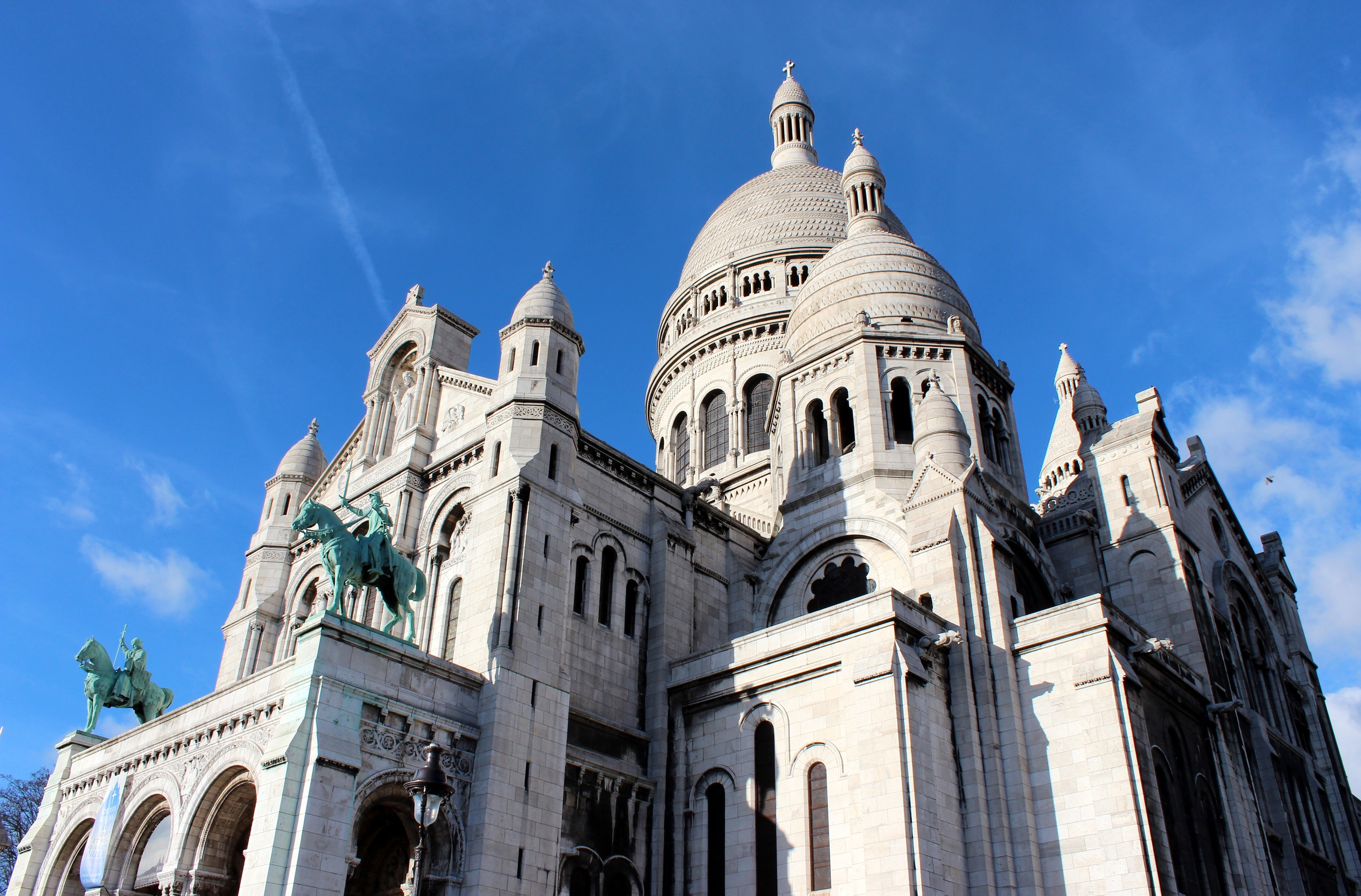 Téléchargez des papiers peints mobile Paris, France, Statue, Monument, Basilique, Religieux, Sacré Coeur, Basiliques gratuitement.