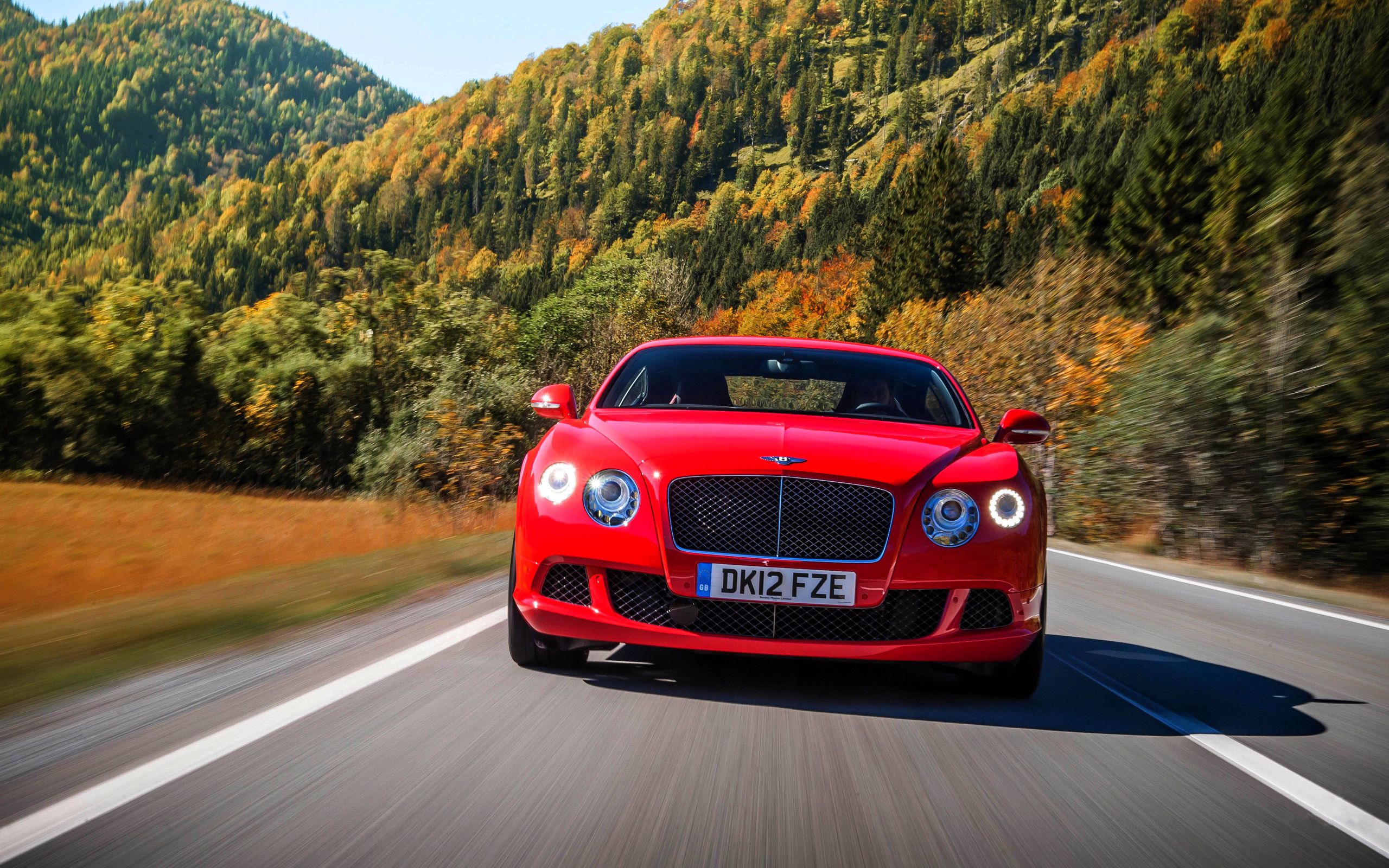 bentley, speed, movement, cars, front view, red, road, traffic, gt, continental HD wallpaper