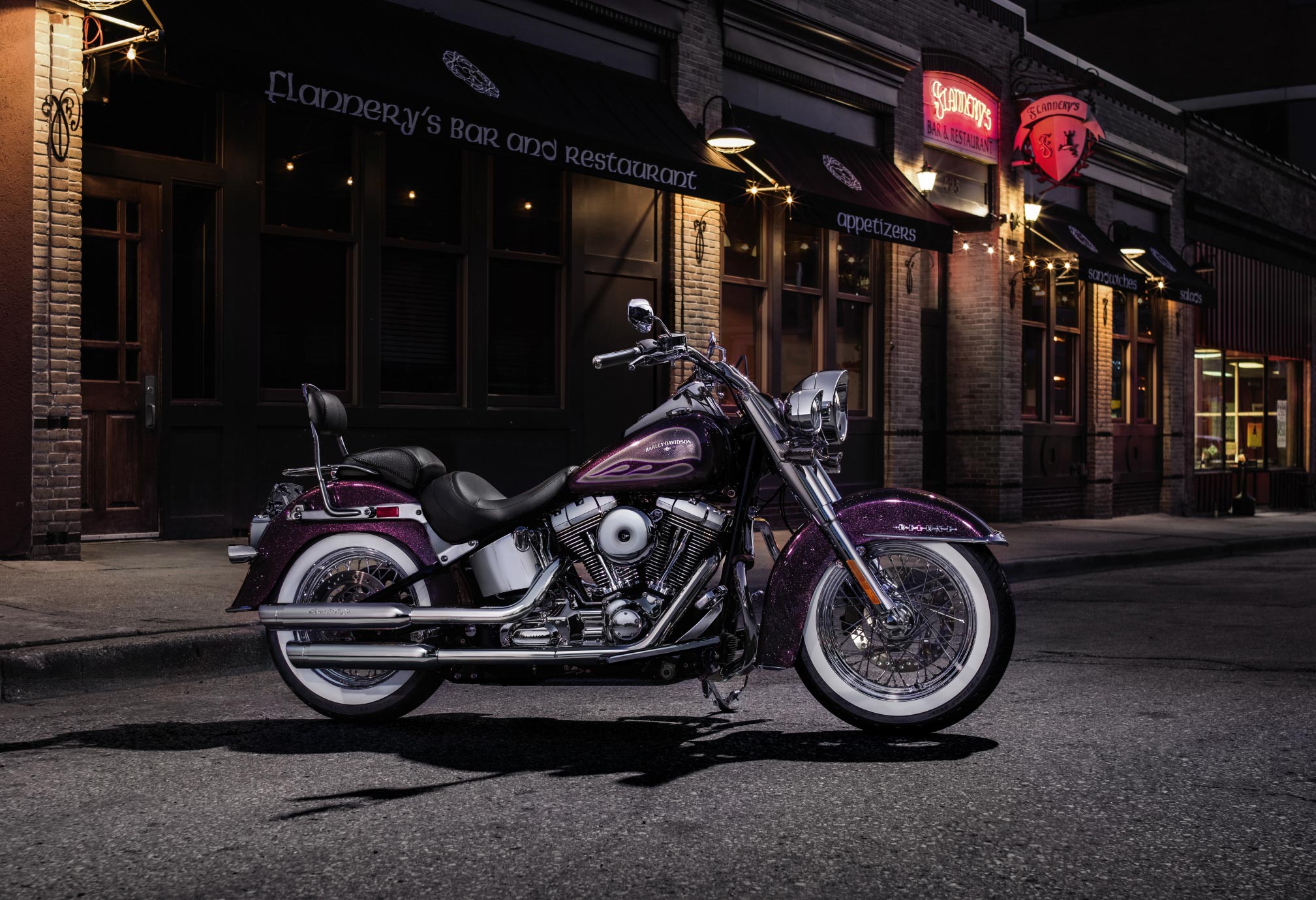 Handy-Wallpaper Harley Davidson, Fahrzeuge, Harley Davidson Softail Deluxe kostenlos herunterladen.