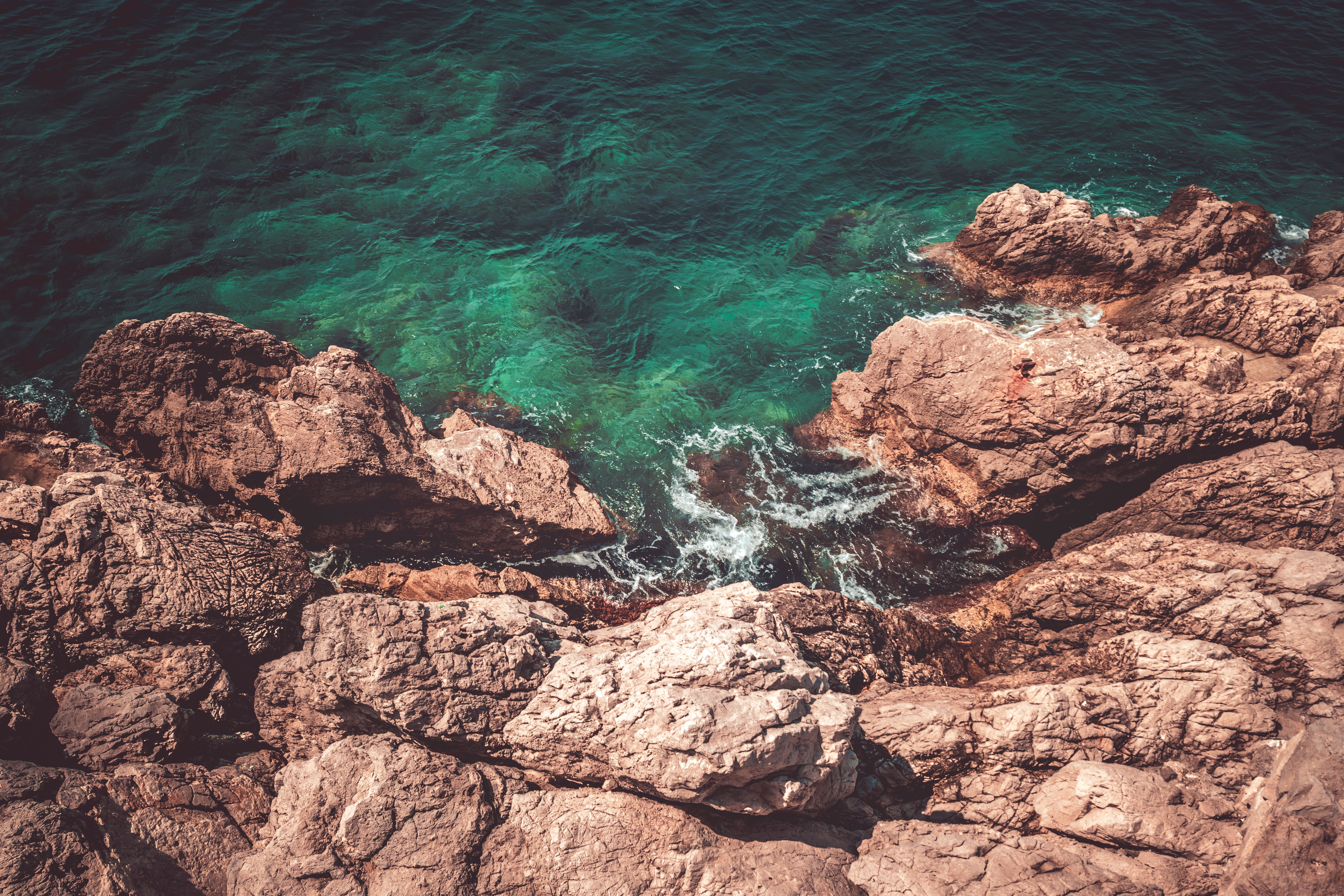 Free download wallpaper Coast, Rocks, View From Above, Water, Nature, Sea on your PC desktop