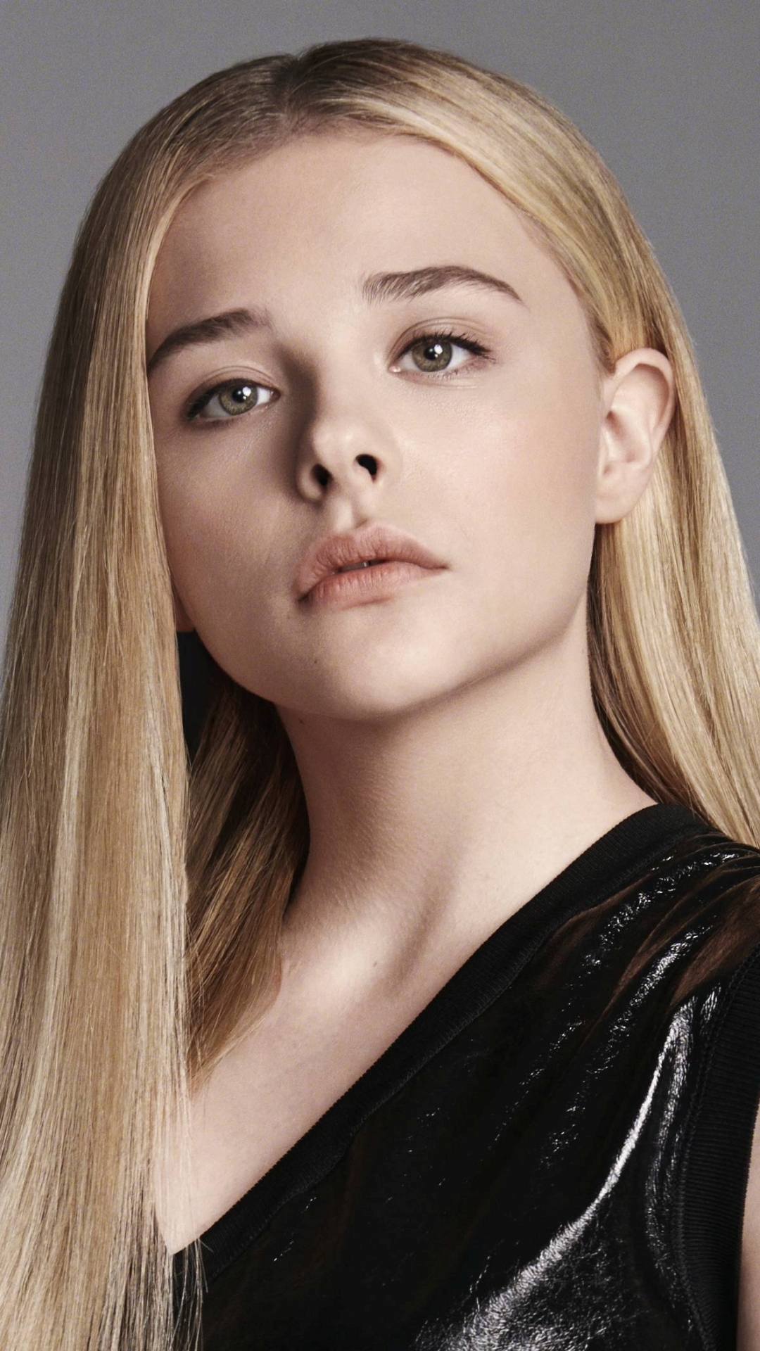 Download mobile wallpaper Celebrity, Chloë Grace Moretz for free.