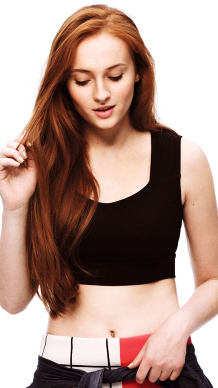 Download mobile wallpaper Redhead, American, Celebrity, Actress, Sophie Turner for free.