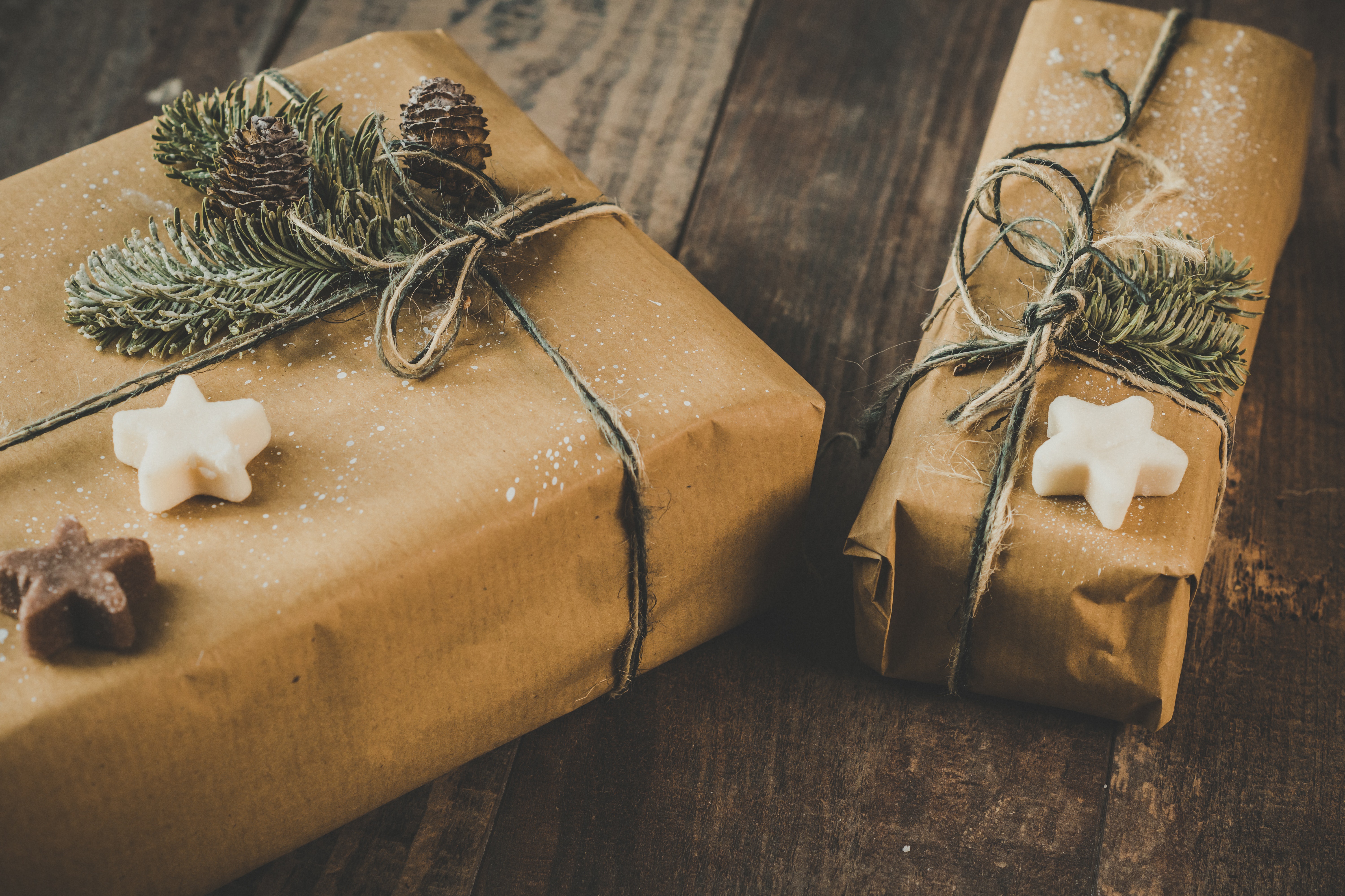Téléchargez des papiers peints mobile Noël, Vacances, Boîte, Cadeau, Décorations De Noël, Biscuit gratuitement.