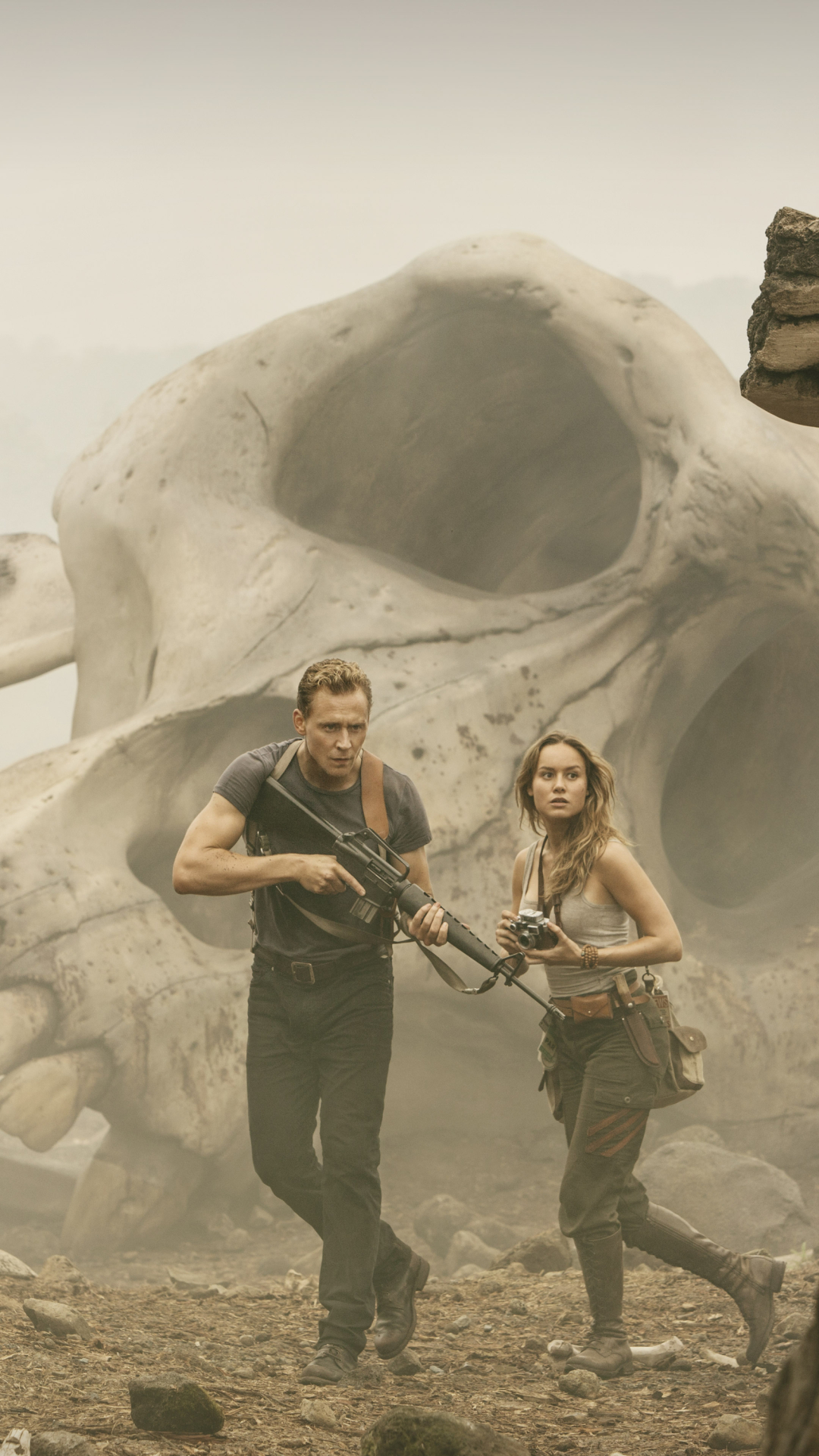 Download mobile wallpaper Skull, Movie, Tom Hiddleston, John Goodman, Brie Larson, Kong: Skull Island for free.