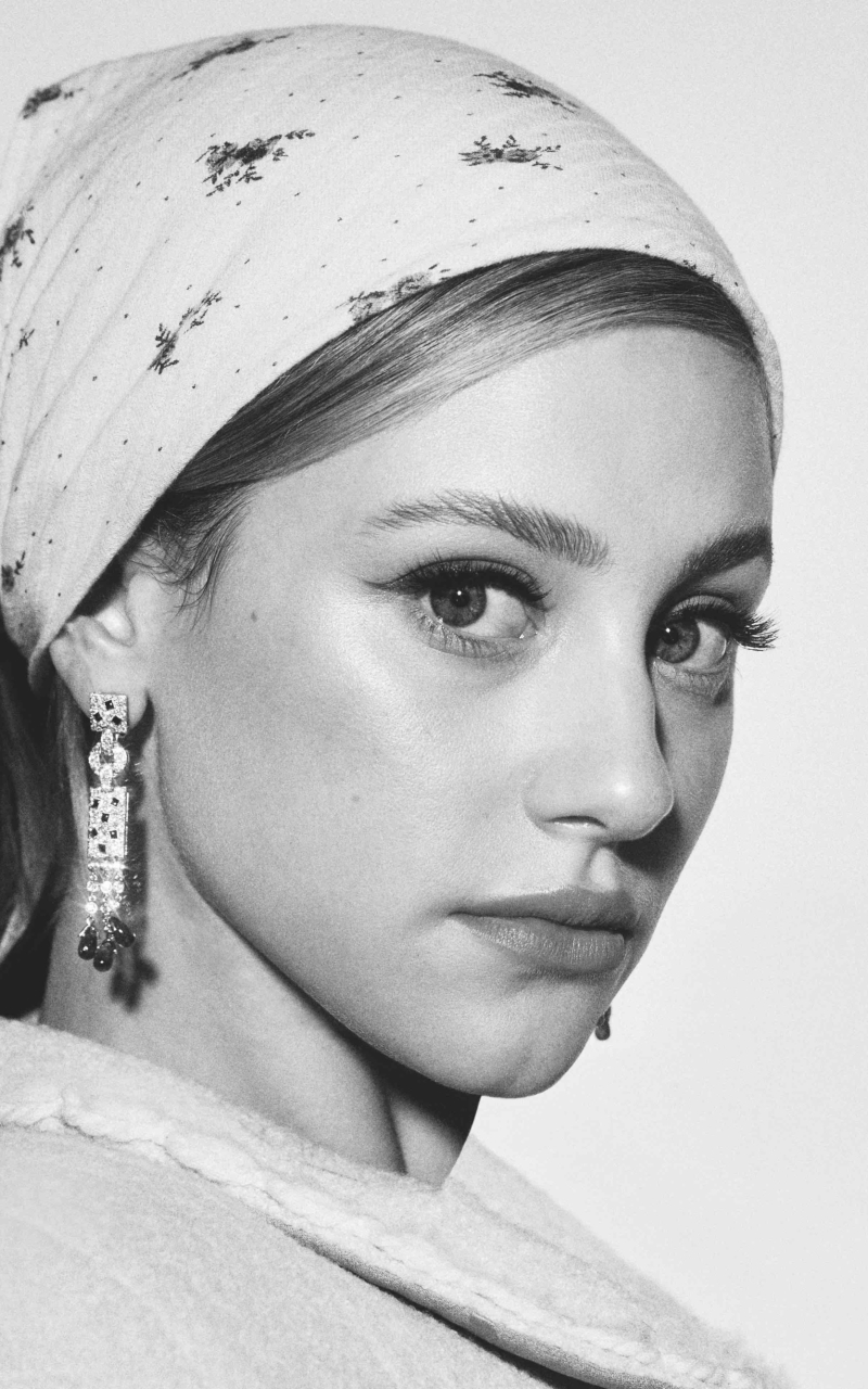 Descarga gratuita de fondo de pantalla para móvil de Blanco Y Negro, Cara, Aretes, Americano, Blanco Negro, Celebridades, Actriz, Lili Reinhart.