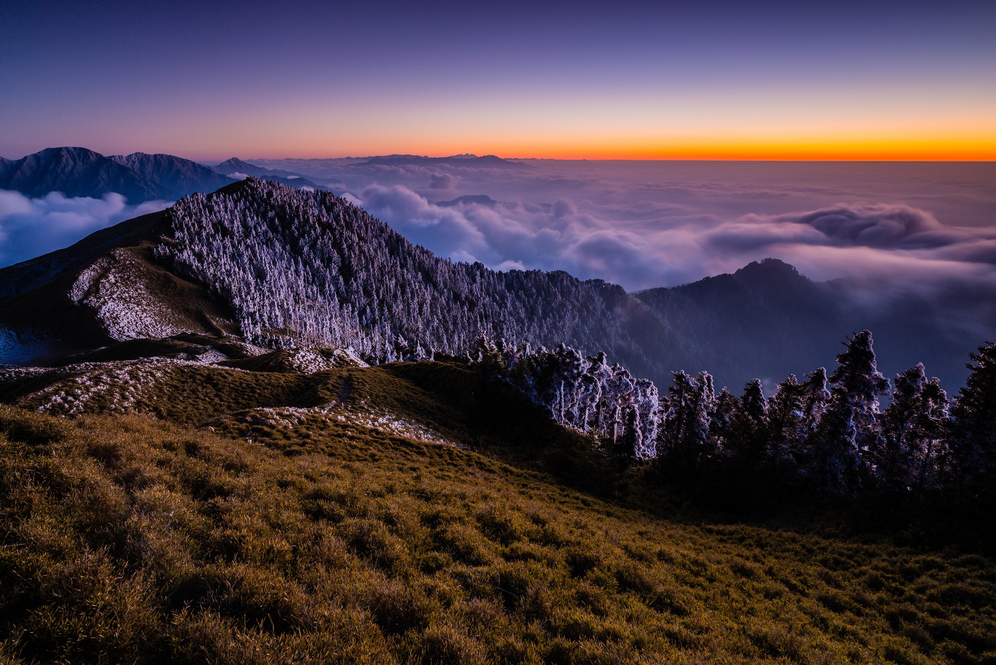 Descarga gratis la imagen Paisaje, Naturaleza, Horizonte, Montaña, Nube, Atardecer, Tierra/naturaleza en el escritorio de tu PC