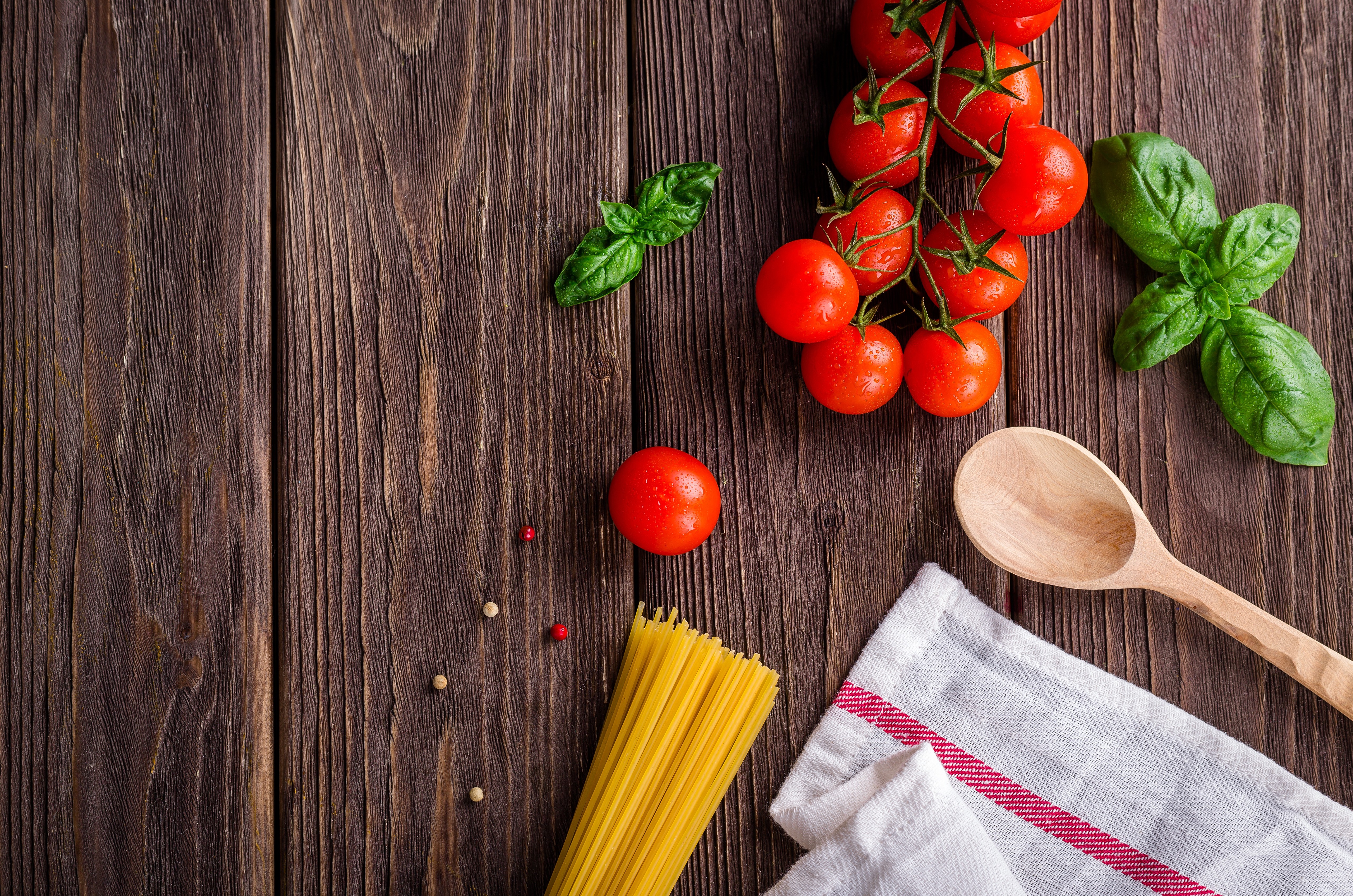 Descarga gratuita de fondo de pantalla para móvil de Tomate, Pasta, Alimento, Bodegón.