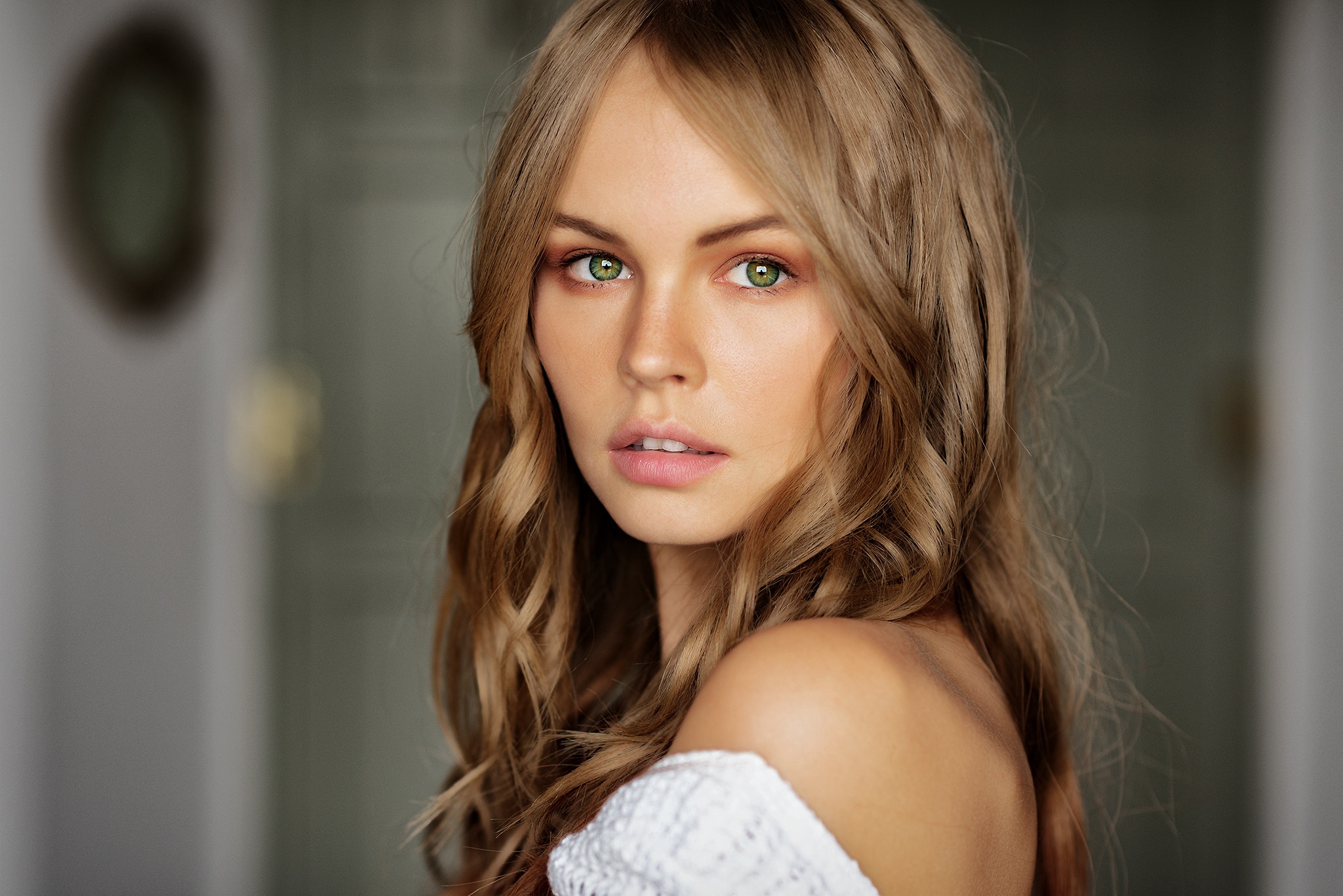 Download mobile wallpaper Blonde, Russian, Face, Model, Women, Green Eyes, Anastasiya Scheglova for free.