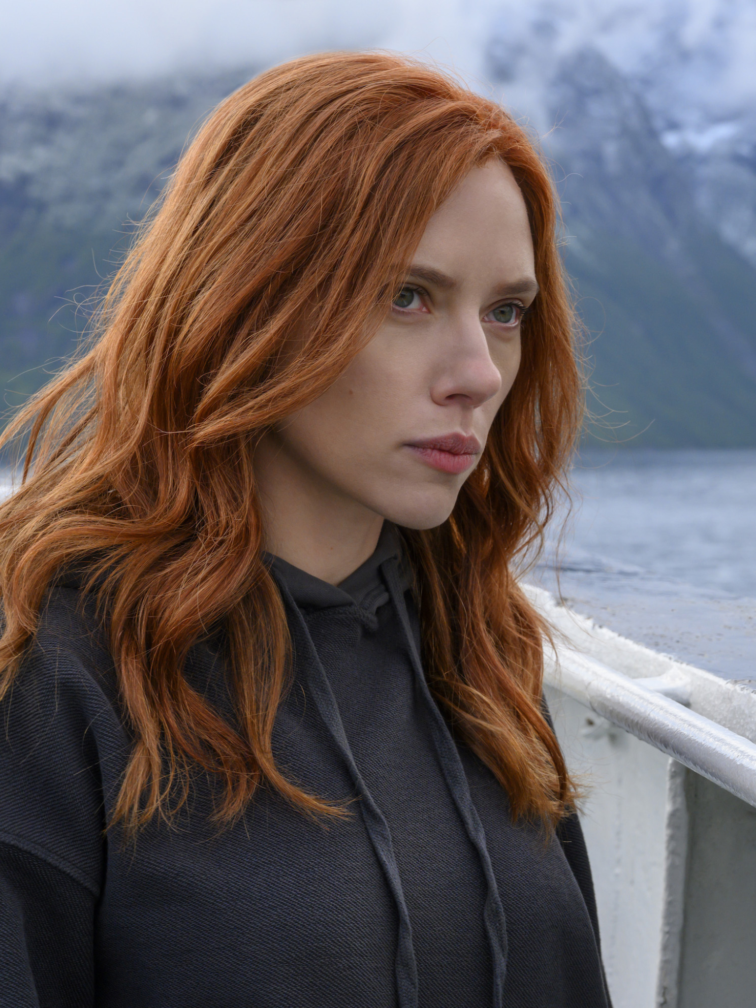 Descarga gratuita de fondo de pantalla para móvil de Scarlett Johansson, Pelirrojo, Películas, Viuda Negra, Natasha Romanoff.