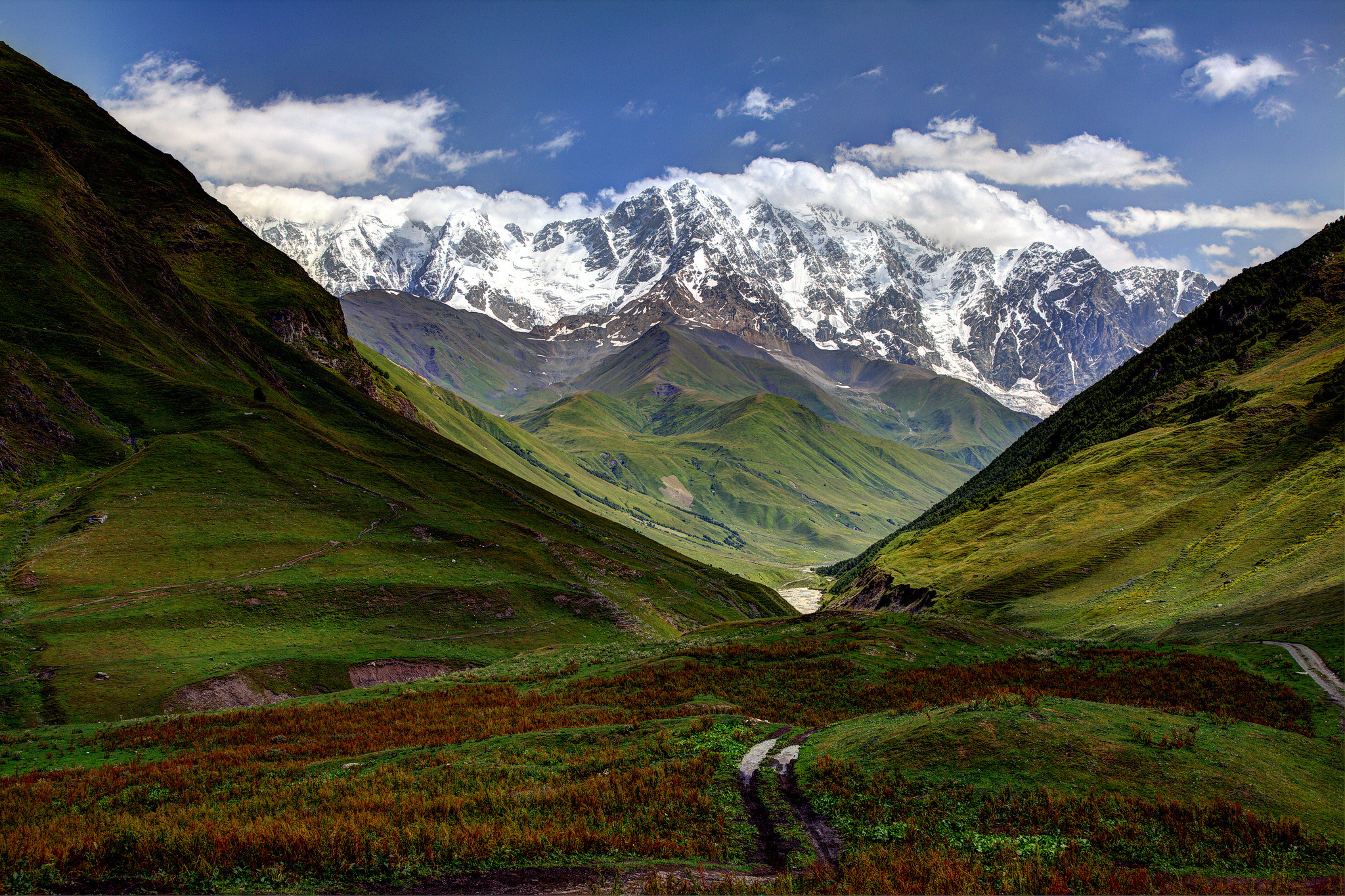 Free download wallpaper Landscape, Sky, Mountains, Mountain, Forest, Earth, Cloud, Scenic on your PC desktop