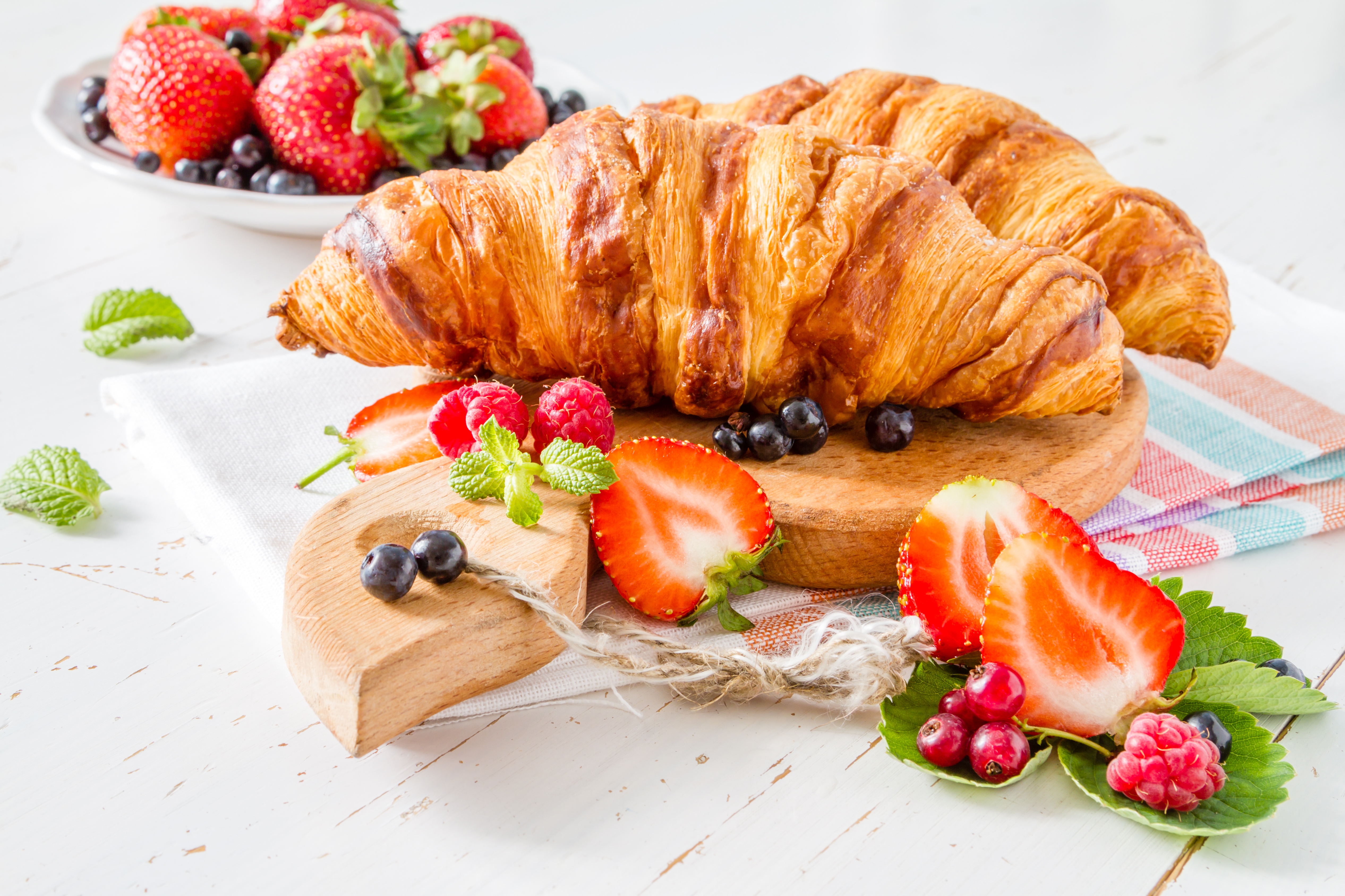 Free download wallpaper Food, Strawberry, Still Life, Berry, Fruit, Croissant, Viennoiserie on your PC desktop