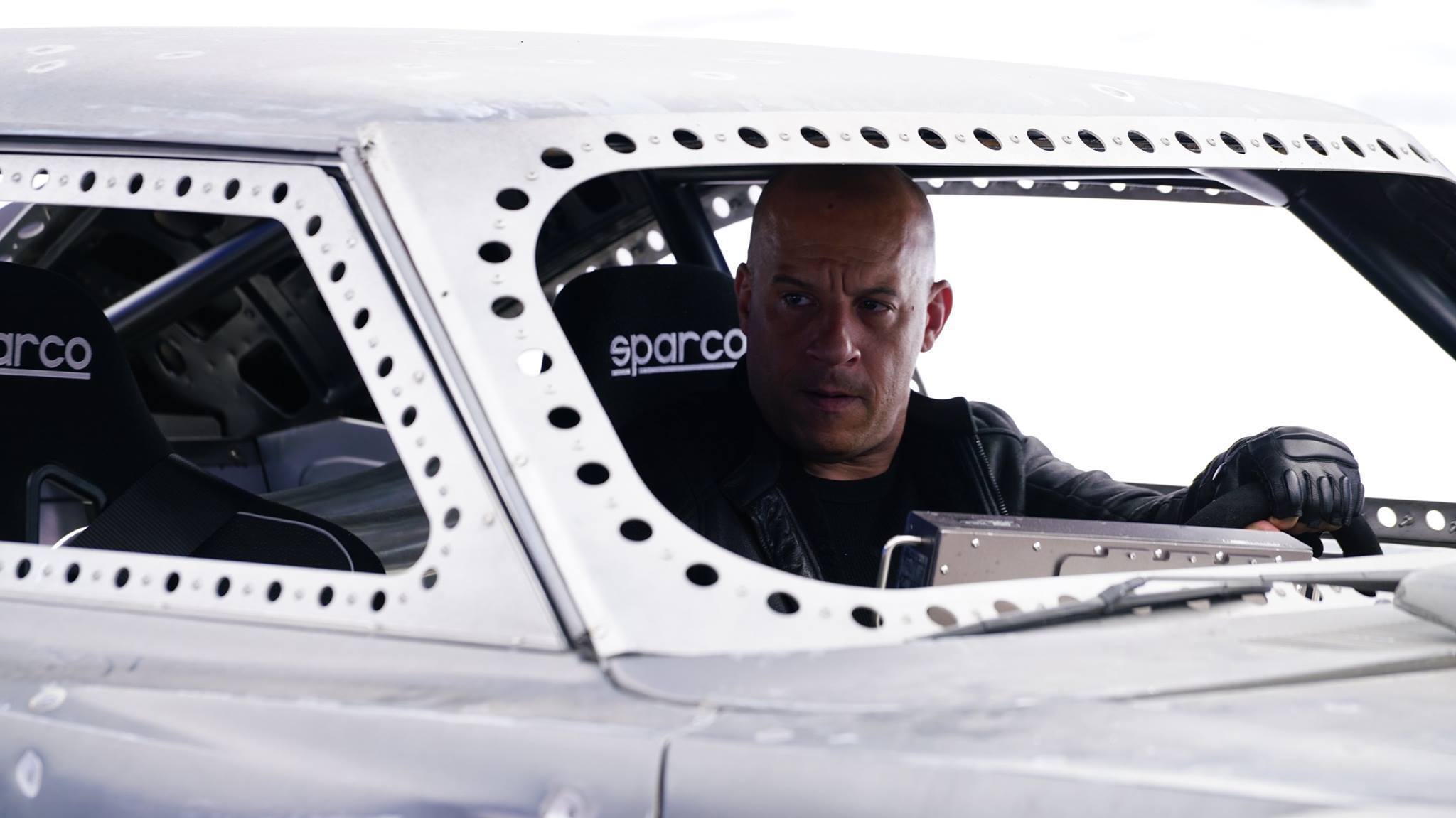 Laden Sie das Vin Diesel, Filme, Dominik Toretto, Fast & Furious Neues Modell Originalteile, Fast & Furious 8-Bild kostenlos auf Ihren PC-Desktop herunter