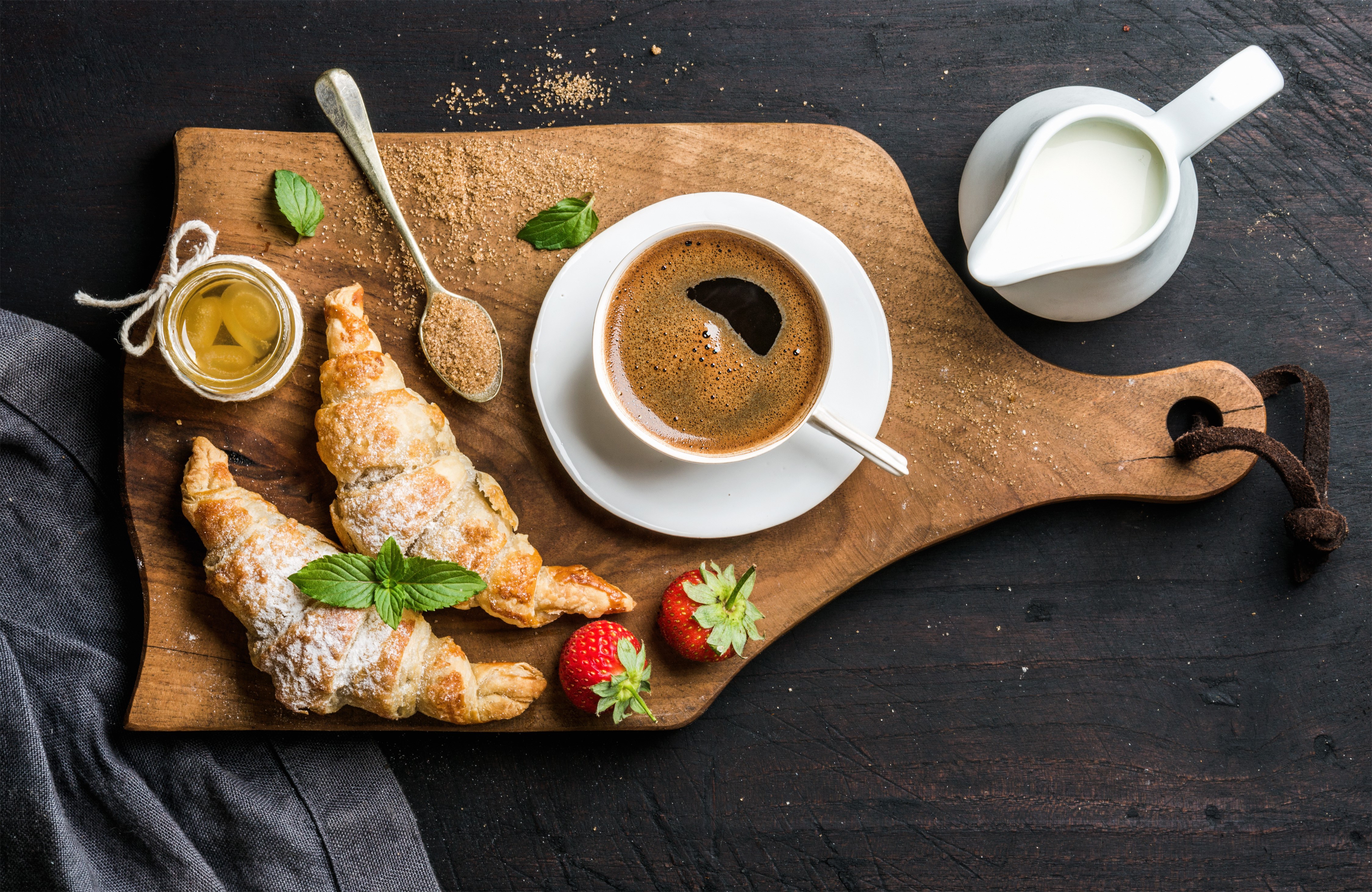 food, breakfast, coffee, croissant, cup, milk, still life, viennoiserie