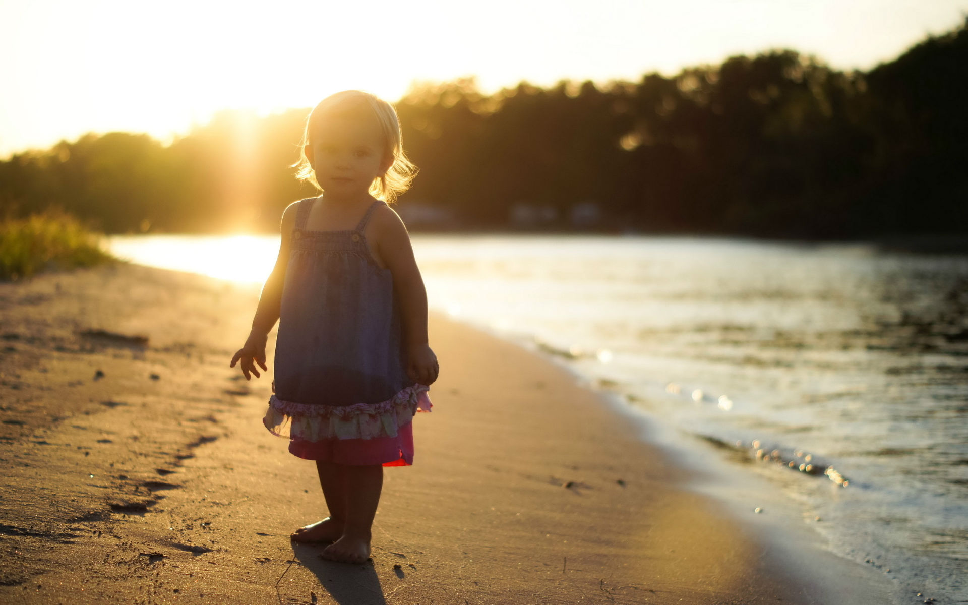 Descarga gratis la imagen Playa, Lindo, Fotografía, Atardecer, Bebé en el escritorio de tu PC