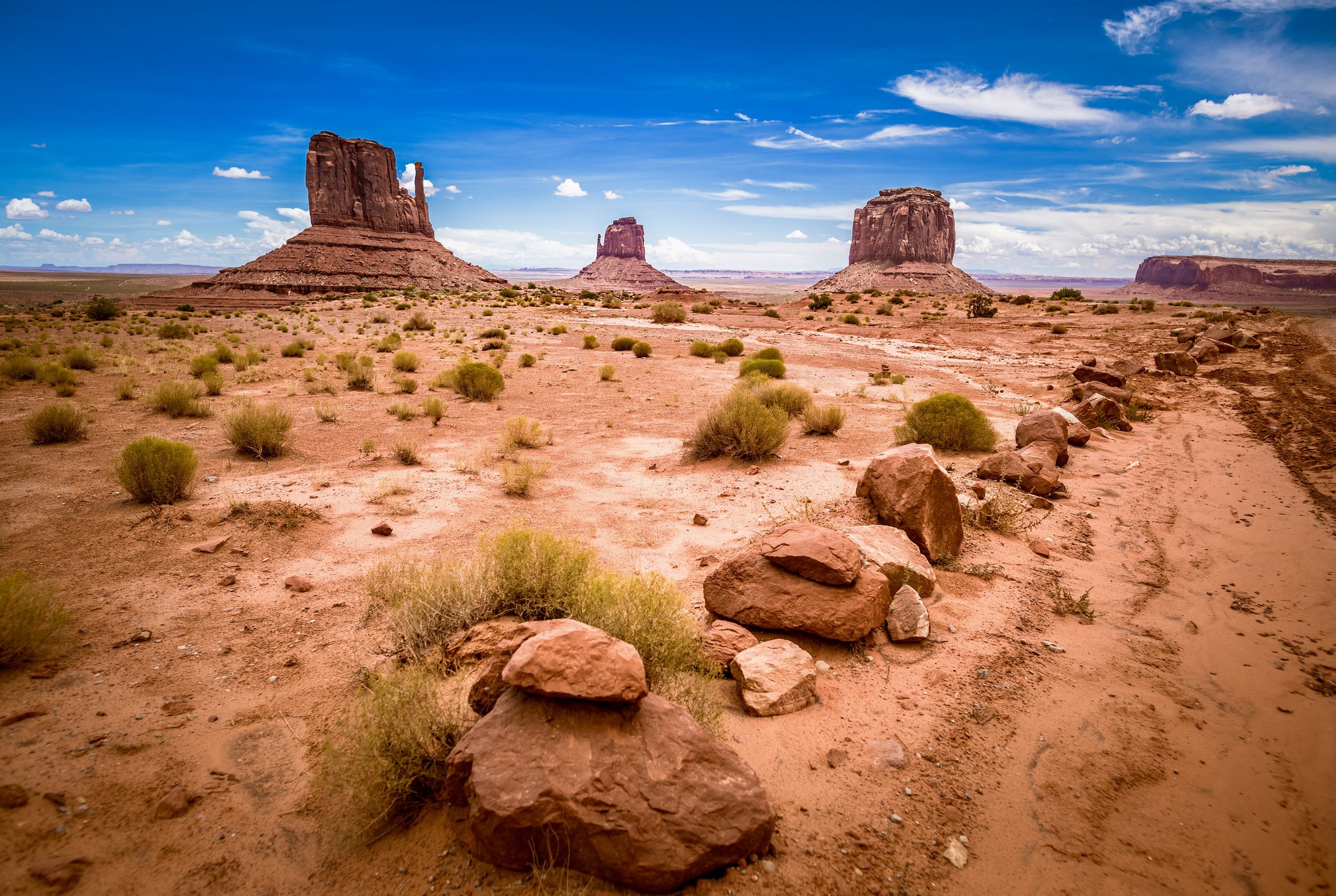 Free download wallpaper Landscape, Nature, Desert, Usa, Earth, Monument Valley on your PC desktop
