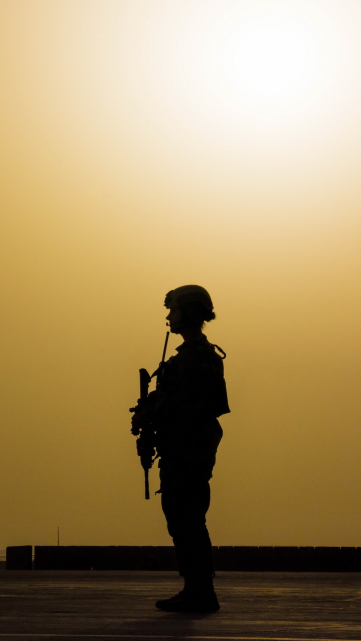 Handy-Wallpaper Waffe, Silhouette, Militär, Soldat kostenlos herunterladen.