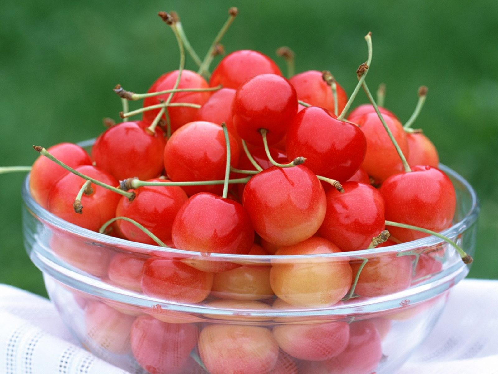 Download mobile wallpaper Fruits, Food, Cherry for free.