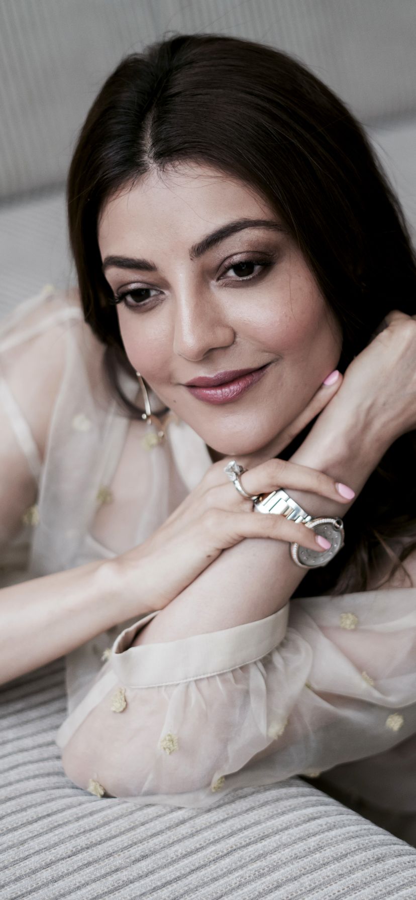 Download mobile wallpaper Model, Indian, Celebrity, Actress, Kajal Aggarwal for free.
