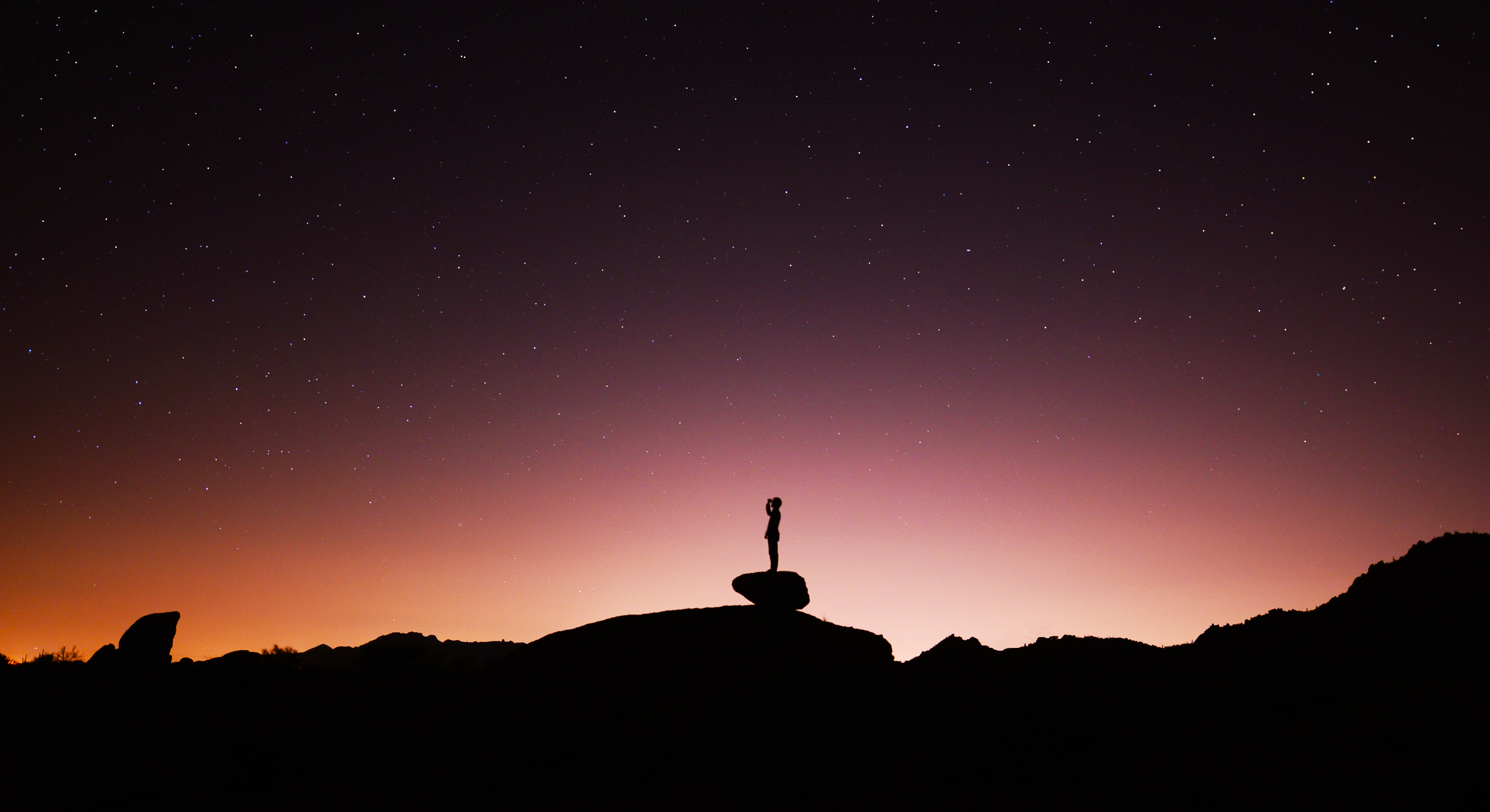 Download mobile wallpaper Silhouette, Starry Sky, Lonely, Loneliness, Dark, Alone for free.