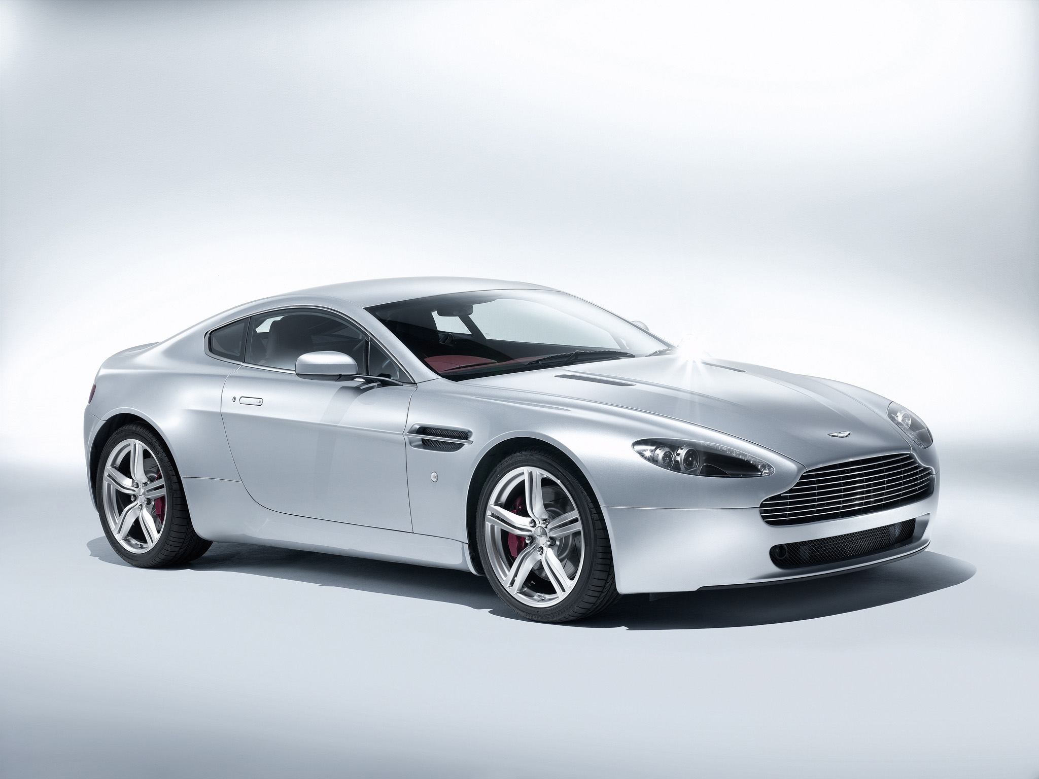 Download mobile wallpaper 2008, V8, Vantage, Aston Martin, Side View, Auto, Cars for free.
