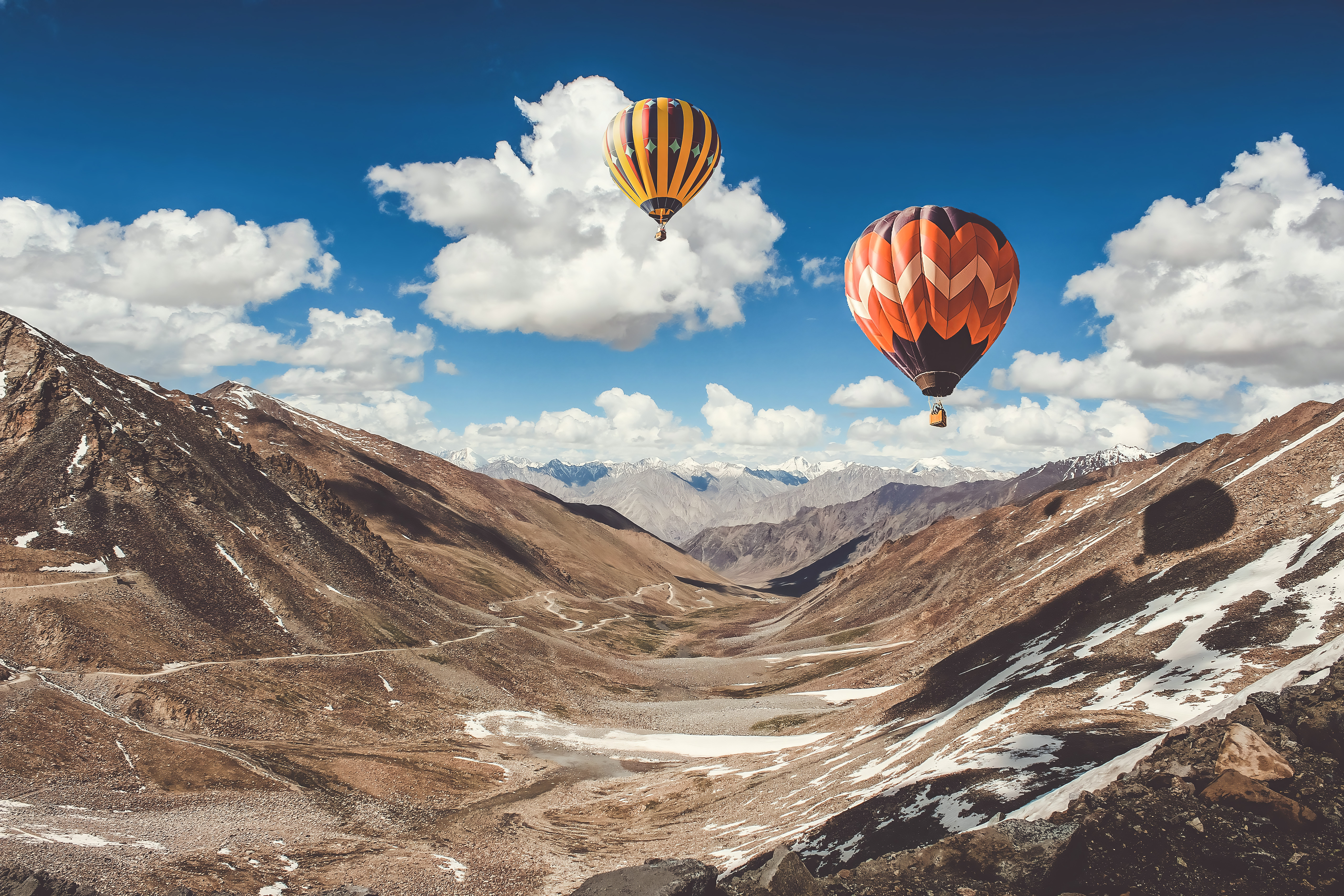 Free download wallpaper Mountain, Vehicles, Hot Air Balloon on your PC desktop