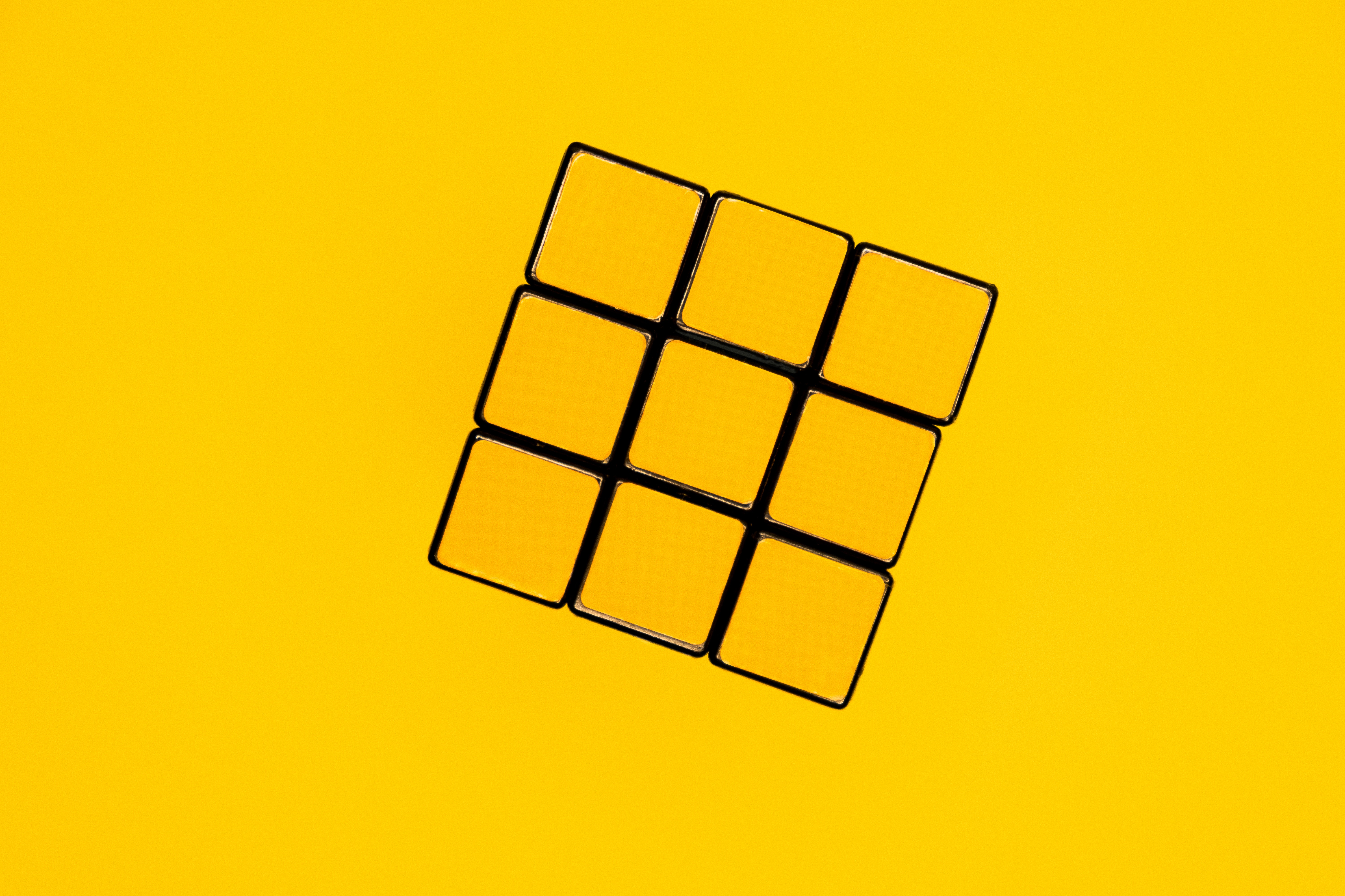 150673 скачать картинку желтый, разное, куб, левитация, кубик рубик - обои и заставки бесплатно