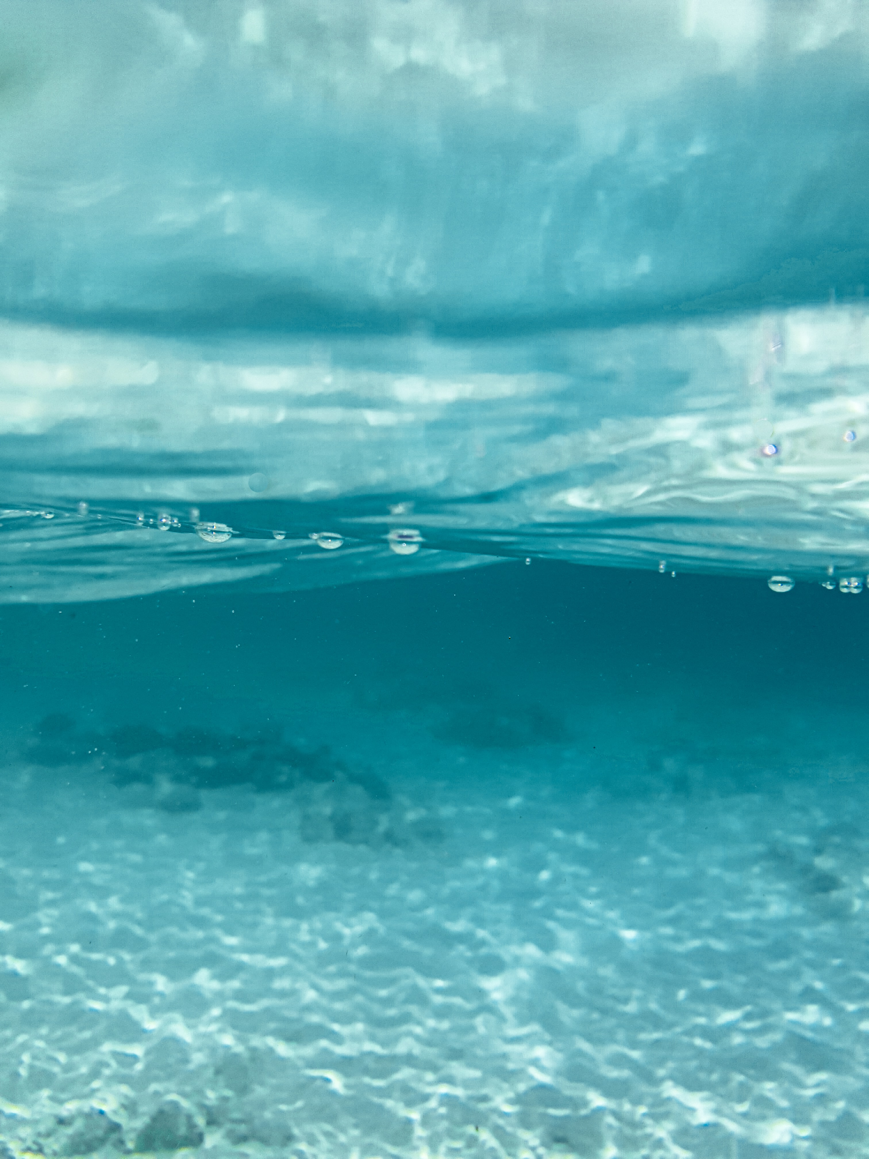 158036 descargar fondo de pantalla cielo, agua, naturaleza, mar, destello, deslumbramiento, bajo el agua, submarino: protectores de pantalla e imágenes gratis