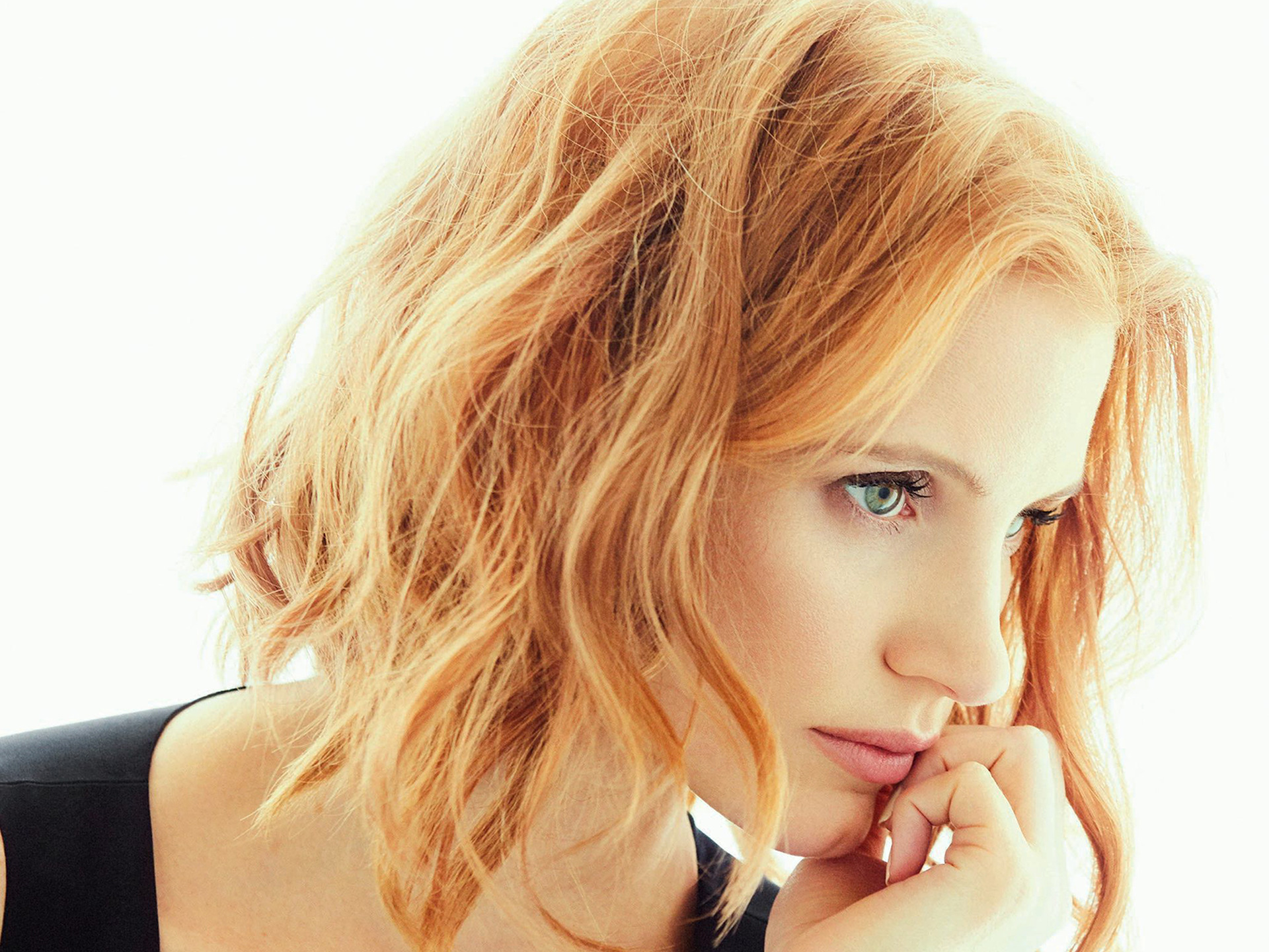 Download mobile wallpaper Redhead, Face, Blue Eyes, Celebrity, Actress, Jessica Chastain for free.