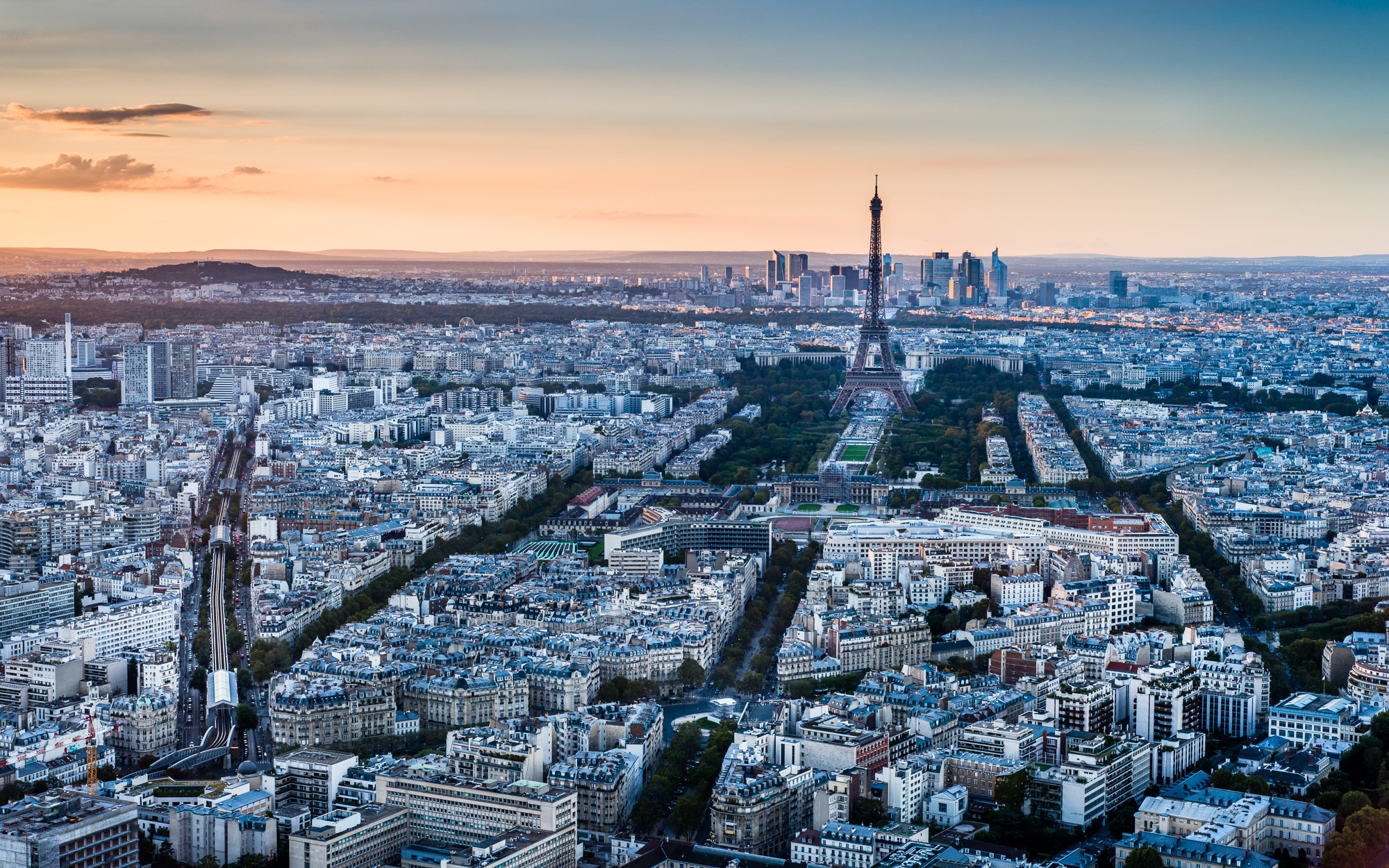 Download mobile wallpaper Cities, Paris, Eiffel Tower, City, Building, Horizon, France, Cityscape, Man Made for free.