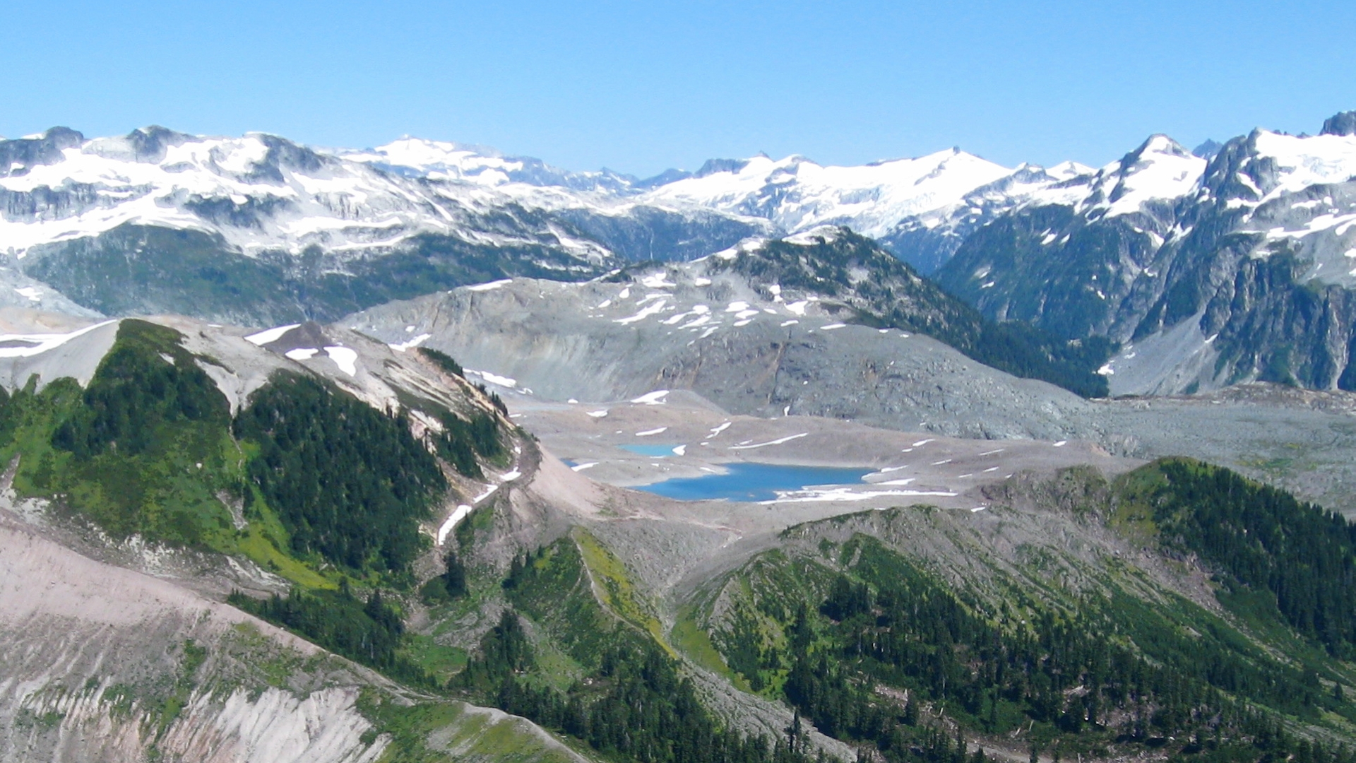 Descarga gratuita de fondo de pantalla para móvil de Montañas, Montaña, Tierra/naturaleza.