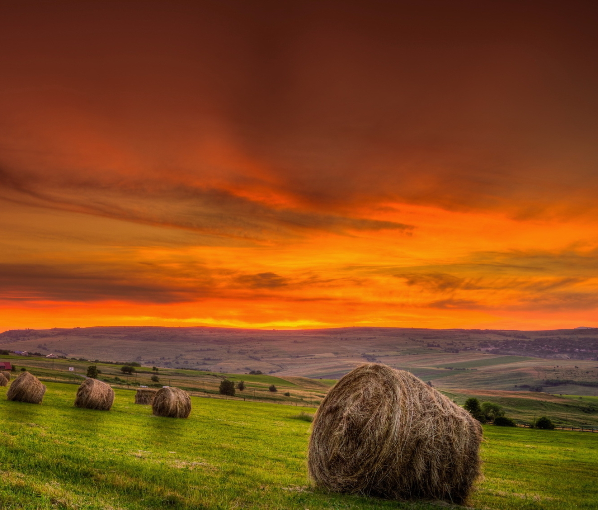 Free download wallpaper Landscape, Sunset, Grass, Sky, Horizon, Field, Photography, Haystack on your PC desktop