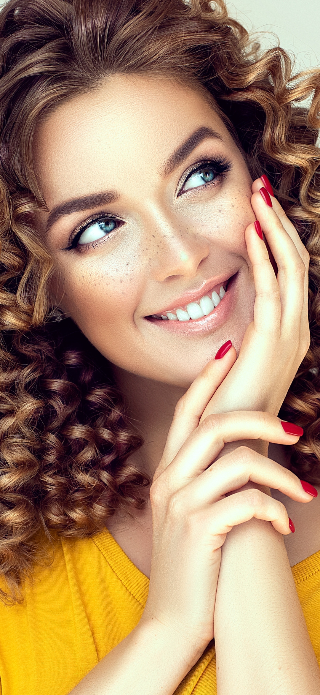 Download mobile wallpaper Smile, Face, Model, Women, Blue Eyes for free.