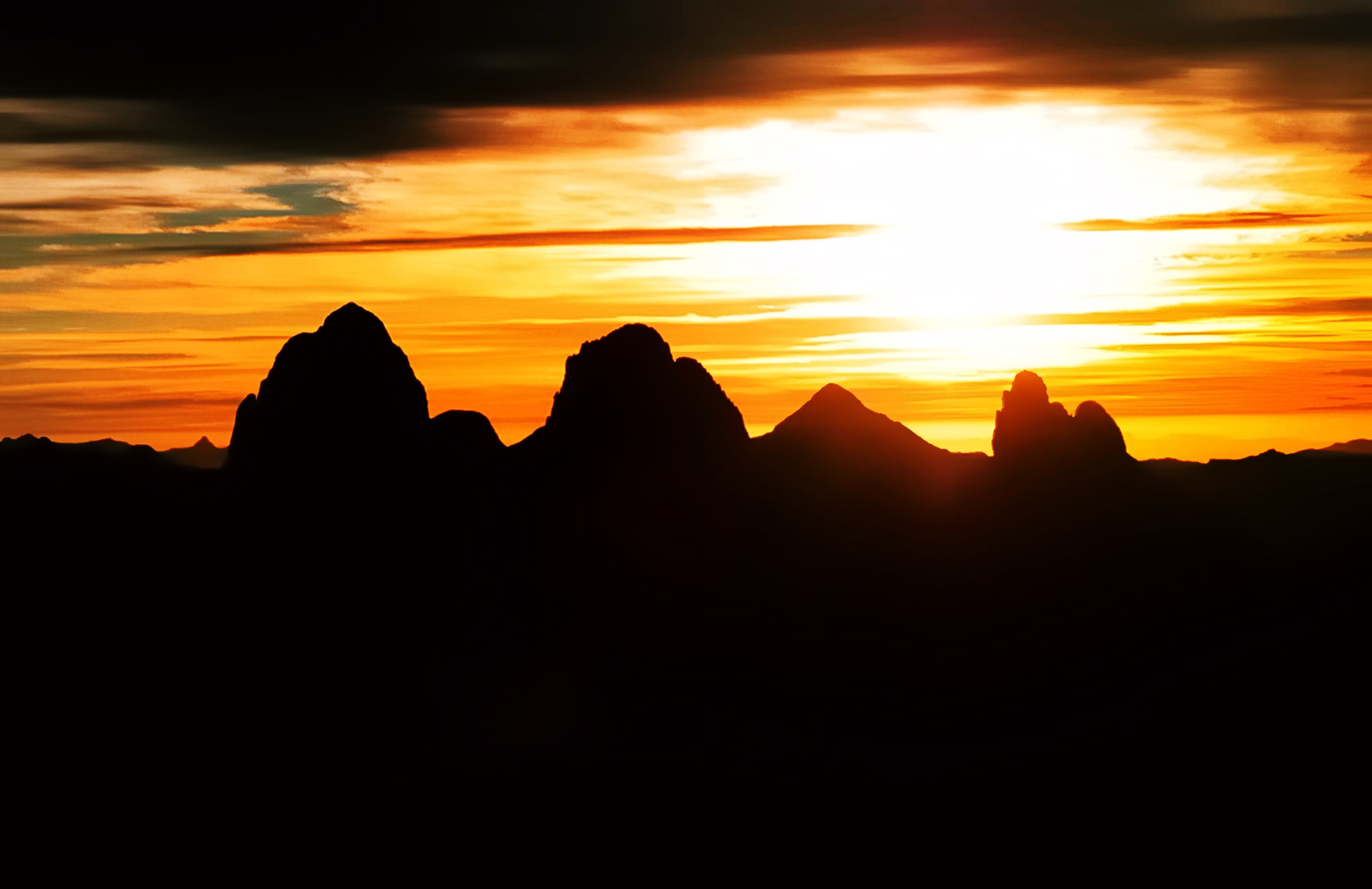 Laden Sie das Berg, Steppe, Sahara, Afrika, Sonnenuntergang, Algerien, Erde/natur, Tassili N’Ajjer, Hoggar Gebirge-Bild kostenlos auf Ihren PC-Desktop herunter