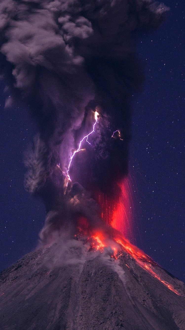 1134468 Hintergrundbild herunterladen erde/natur, vulkan, lava, eruption, sterne, vulkane - Bildschirmschoner und Bilder kostenlos