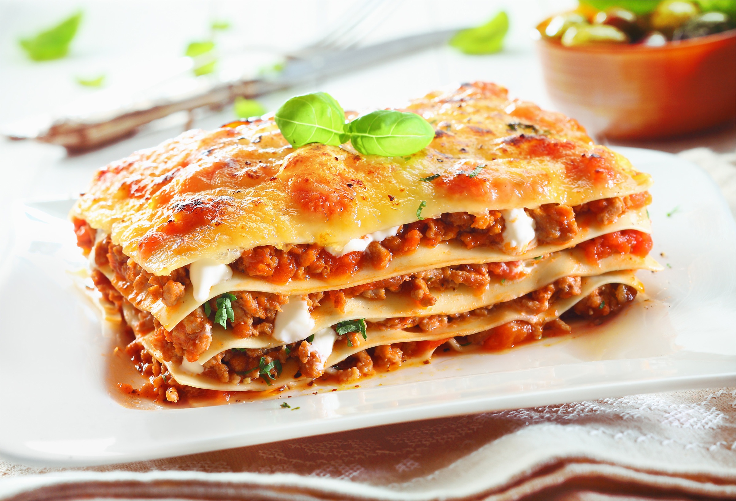 823438 Hintergrundbild herunterladen nahrungsmittel, lasagne, pasta - Bildschirmschoner und Bilder kostenlos