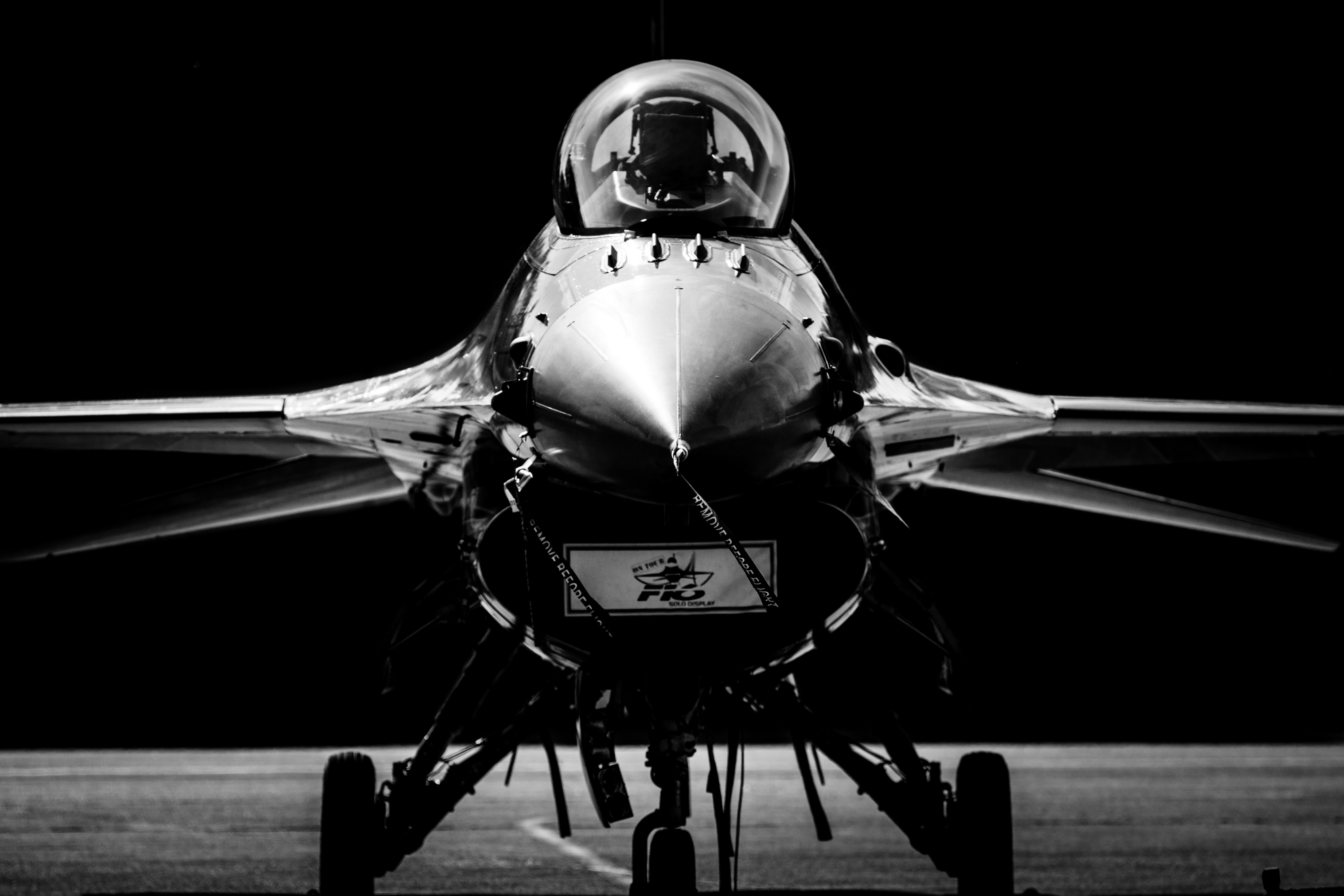 357969 завантажити картинку військовий, general dynamics f 16 fighting falcon, літак, бойовий літак, реактивні винищувачі - шпалери і заставки безкоштовно