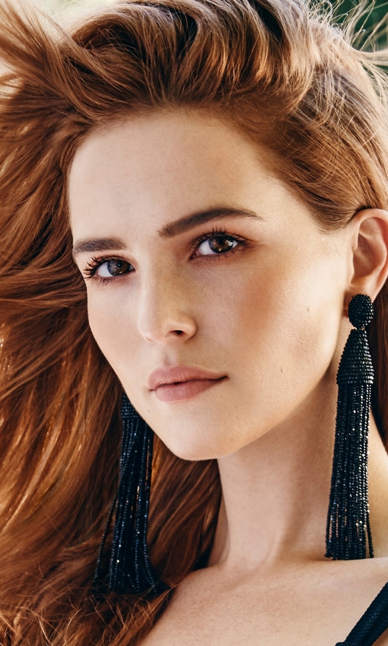 Download mobile wallpaper Redhead, Face, Earrings, Celebrity, Brown Eyes, Long Hair, Actress, Zoey Deutch for free.