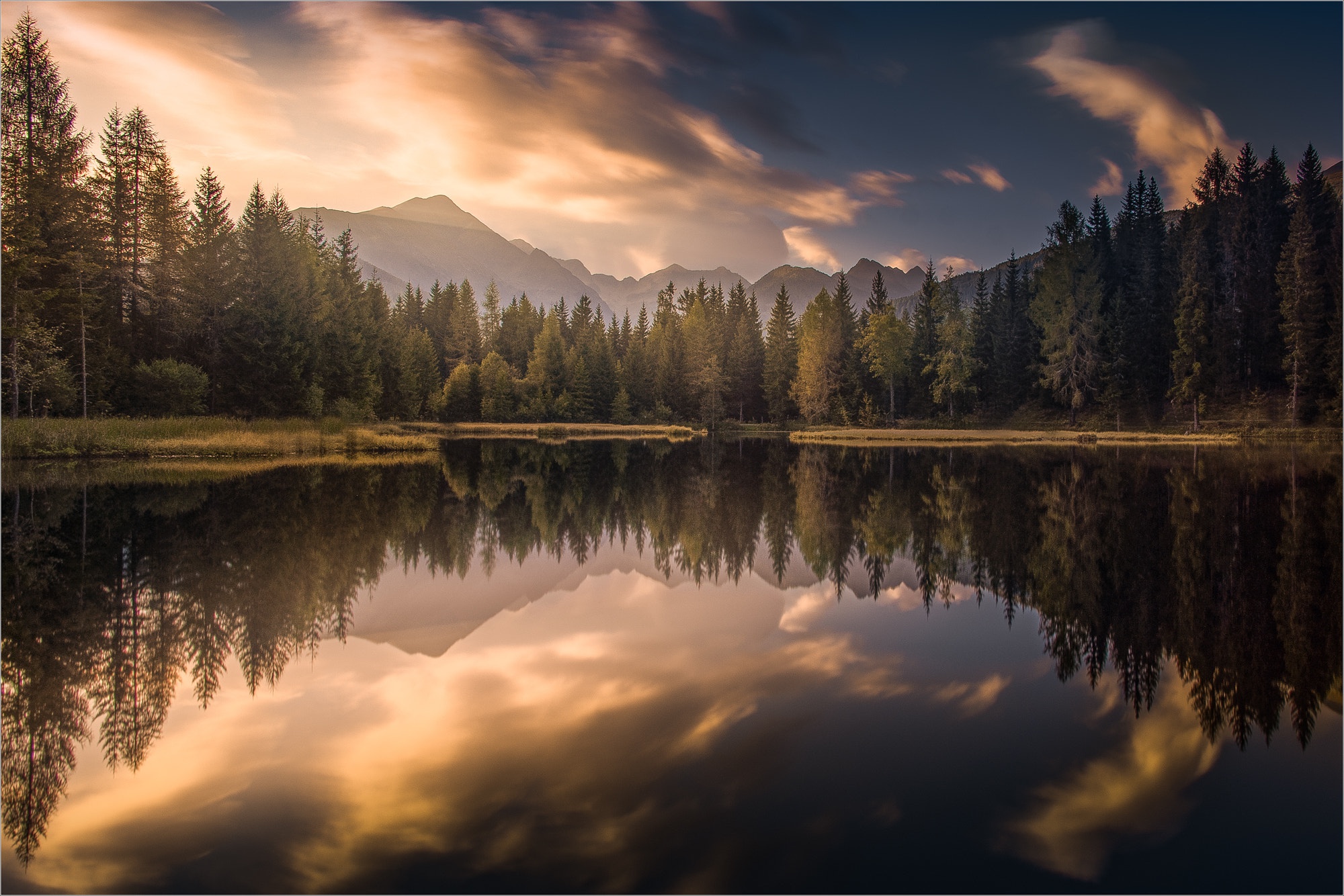 Laden Sie das Seen, See, Wald, Österreich, Gebirge, Sonnenuntergang, Erde/natur-Bild kostenlos auf Ihren PC-Desktop herunter