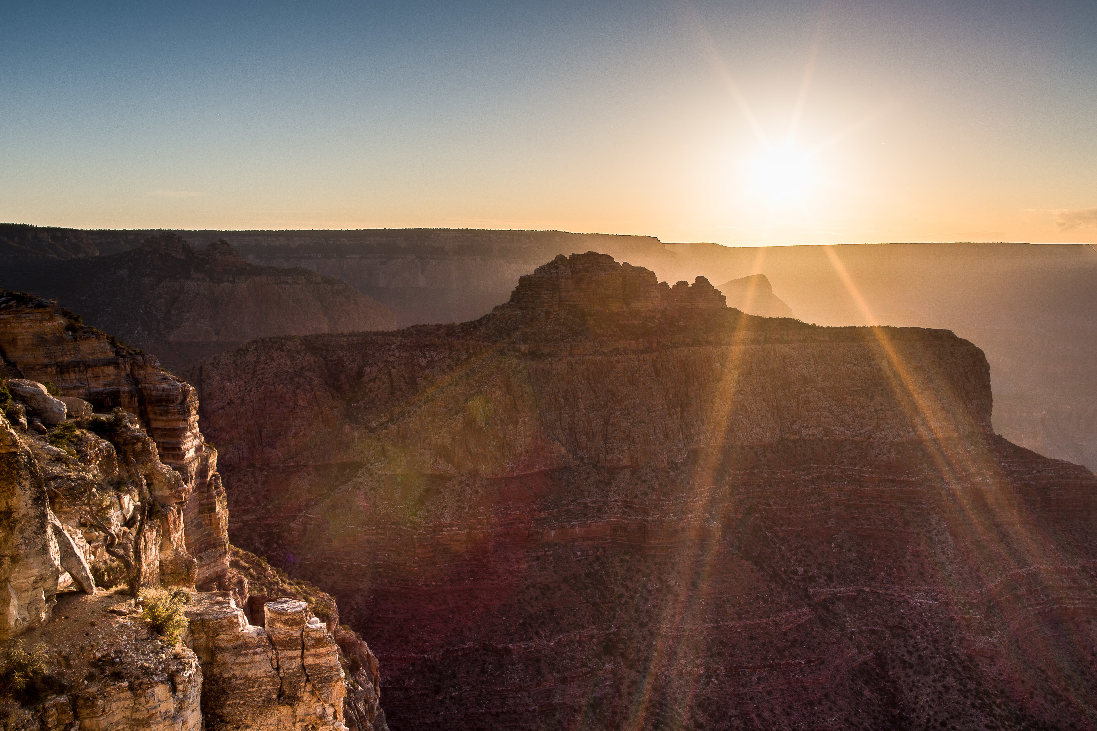 Laden Sie das Landschaft, Schlucht, Schluchten, Arizona, Vereinigte Staaten Von Amerika, Sonnenstrahl, Grand Canyon, Erde/natur-Bild kostenlos auf Ihren PC-Desktop herunter