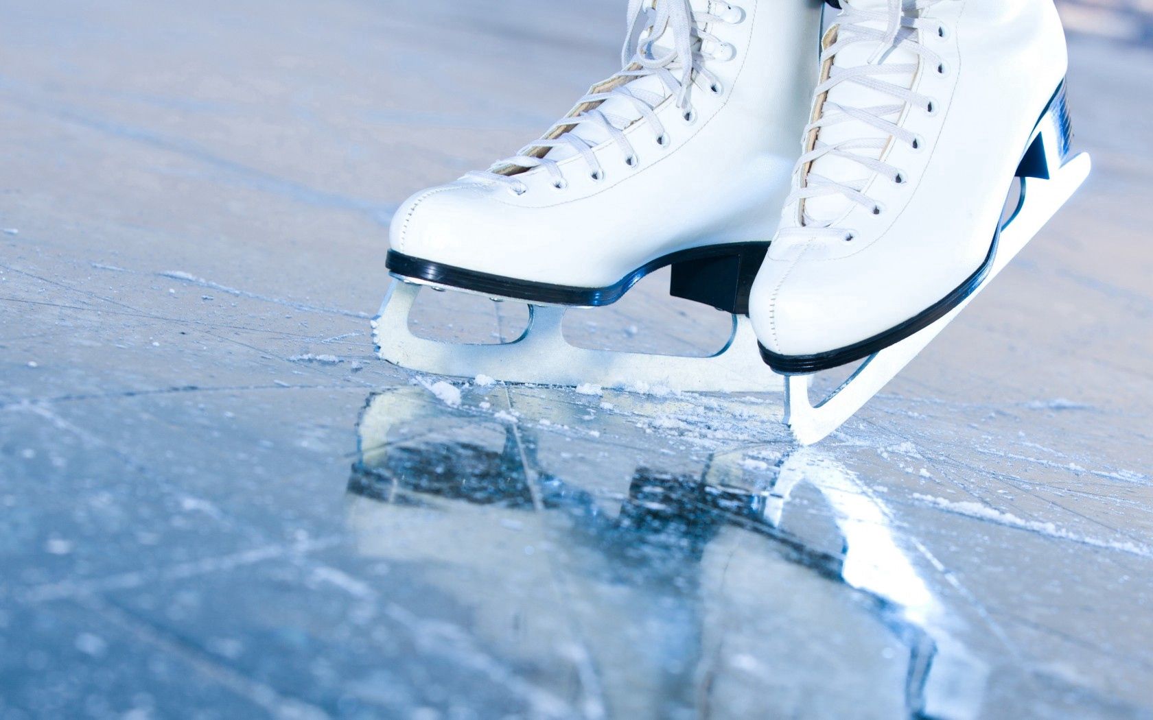 ice, miscellanea, miscellaneous, cracks, crack, skates, rink