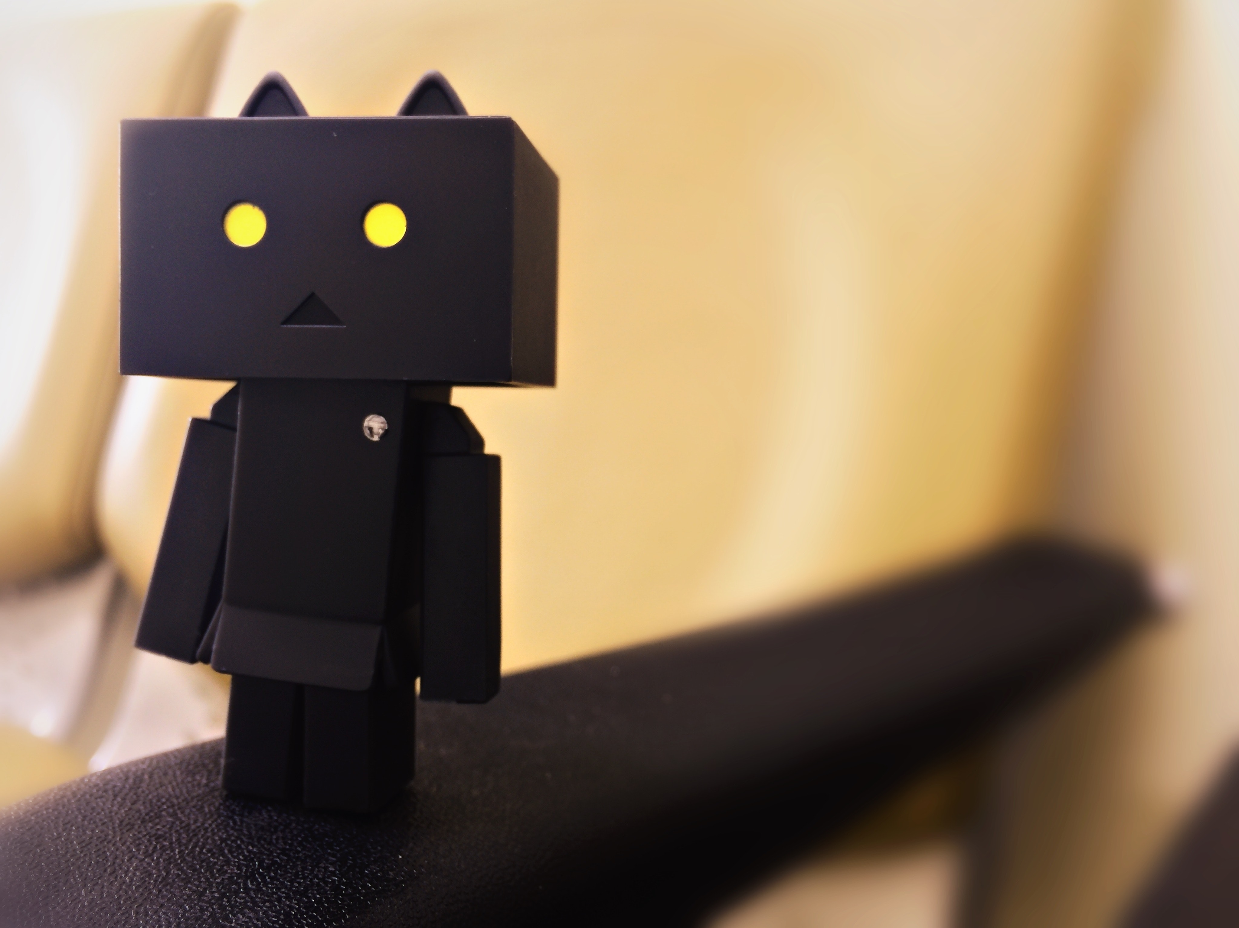 Download mobile wallpaper Alone, Danbo, Misc, Depth Of Field for free.