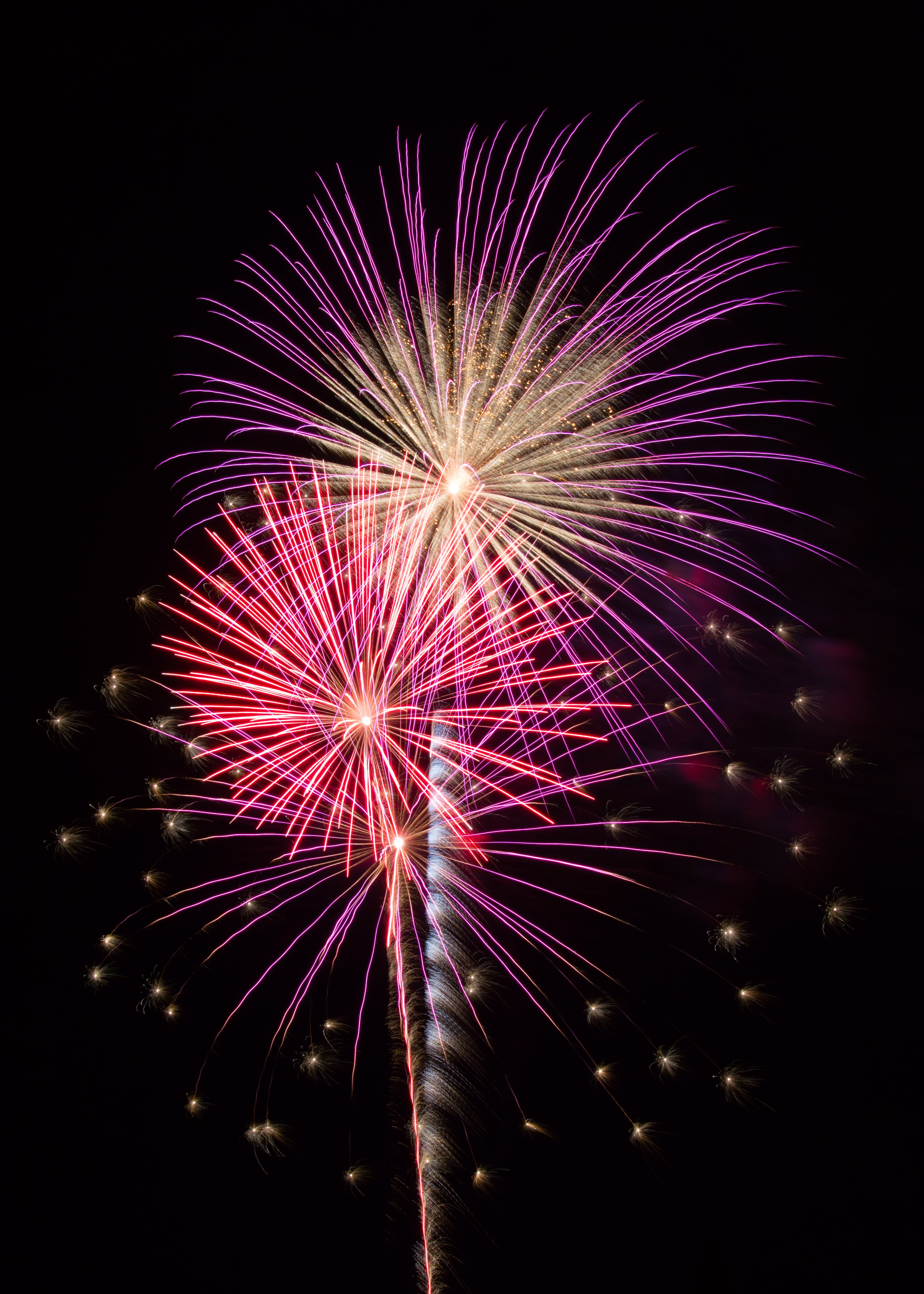 Download mobile wallpaper Sky, Sparks, Salute, Holidays, Flash, Fireworks, Firework for free.
