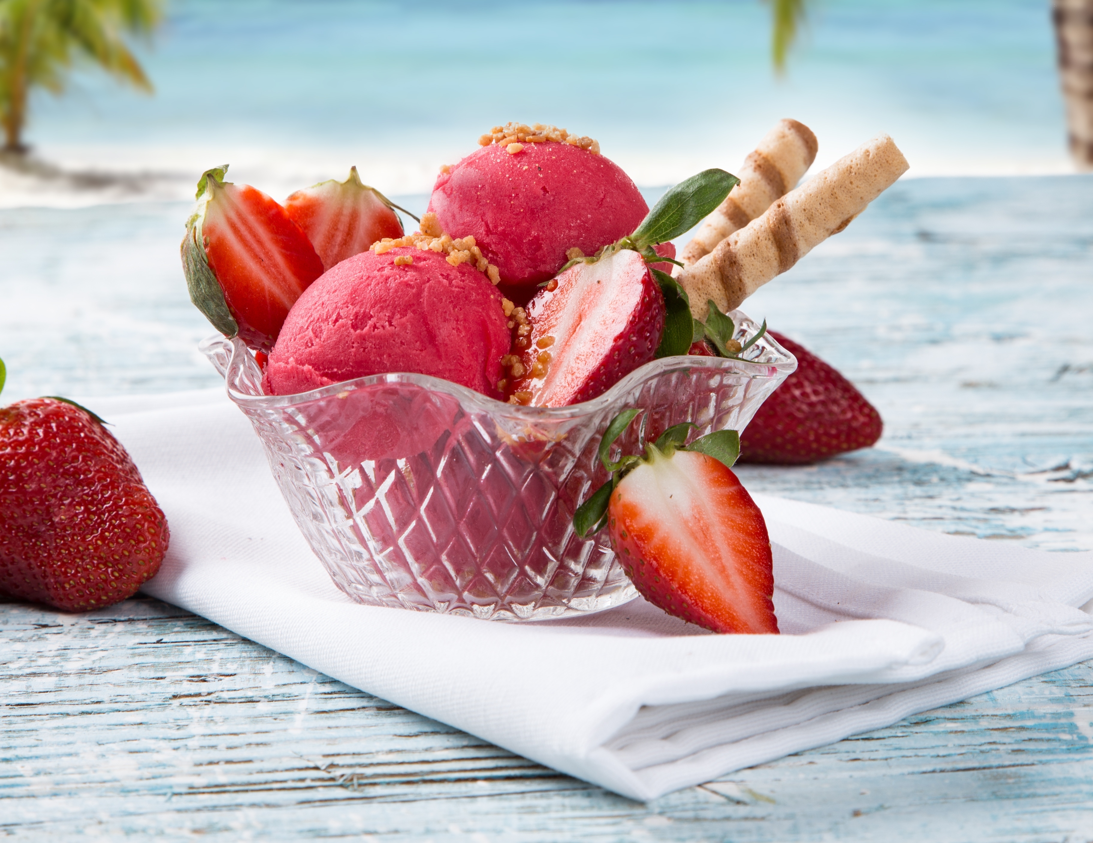 Handy-Wallpaper Erdbeere, Sommer, Frucht, Eiscreme, Nahrungsmittel kostenlos herunterladen.