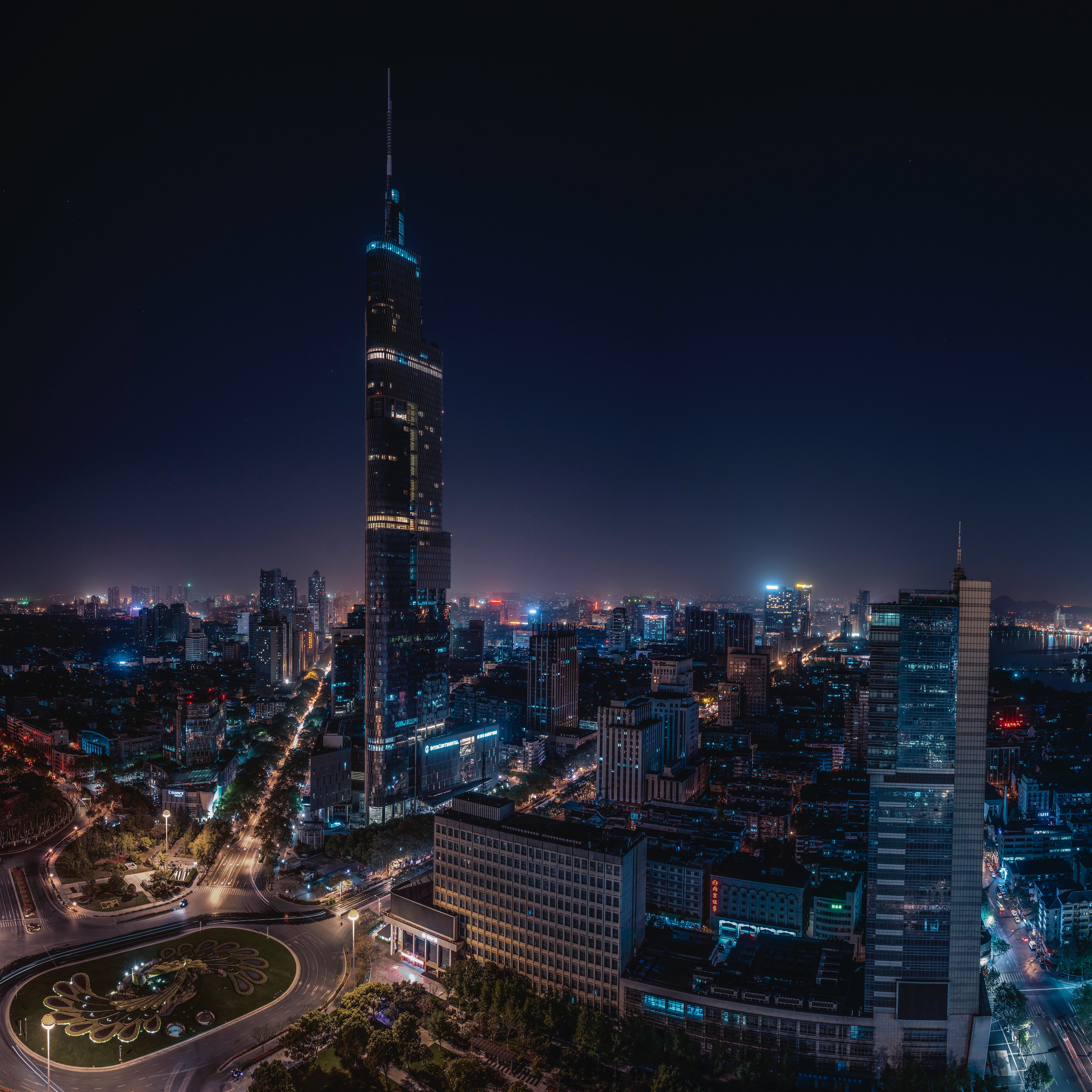 Laden Sie das Night City, Nächtliche Stadt, Nanking, Städte, Wolkenkratzer, China-Bild kostenlos auf Ihren PC-Desktop herunter