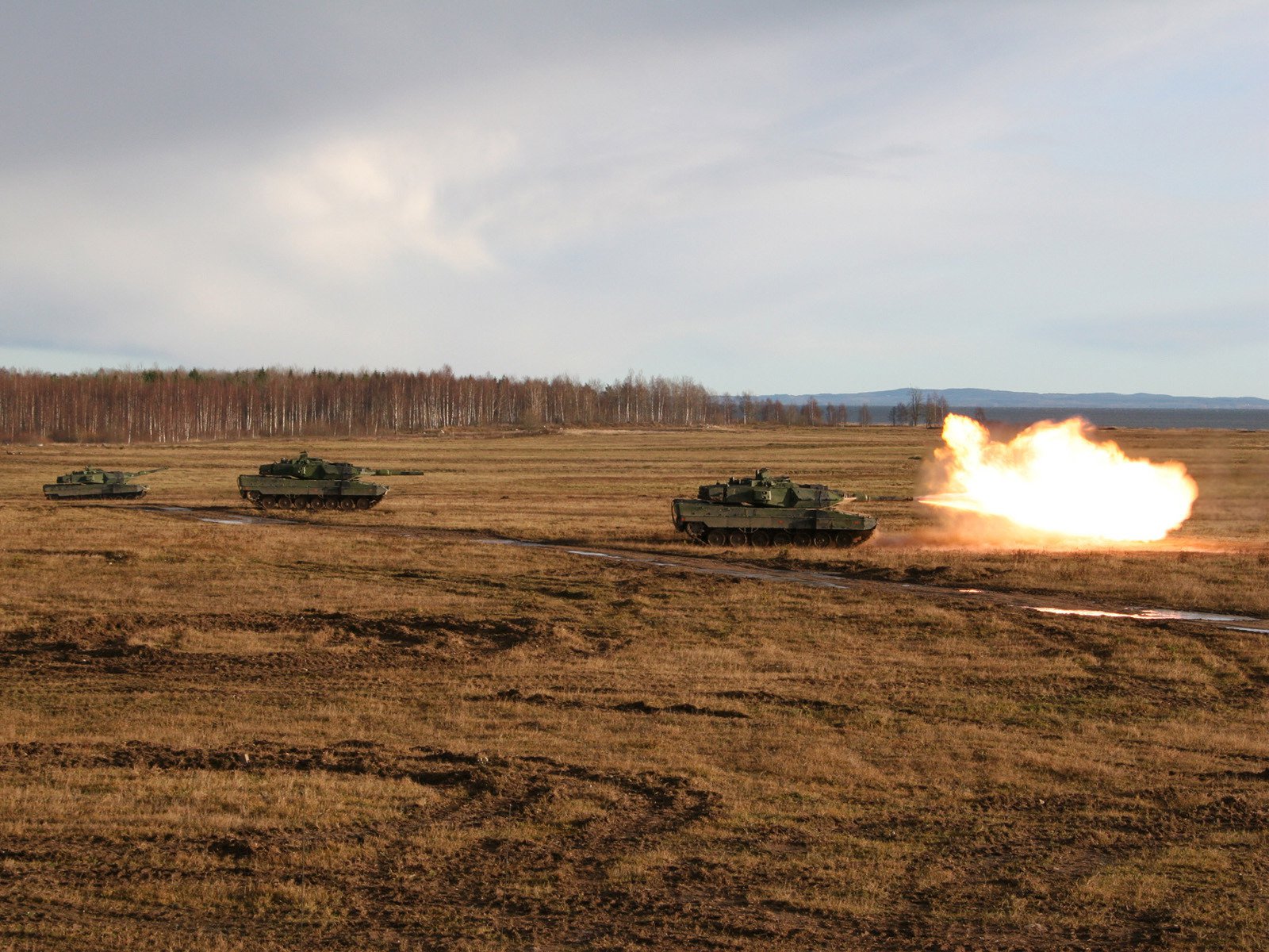 Скачать обои бесплатно Военные, Танк картинка на рабочий стол ПК