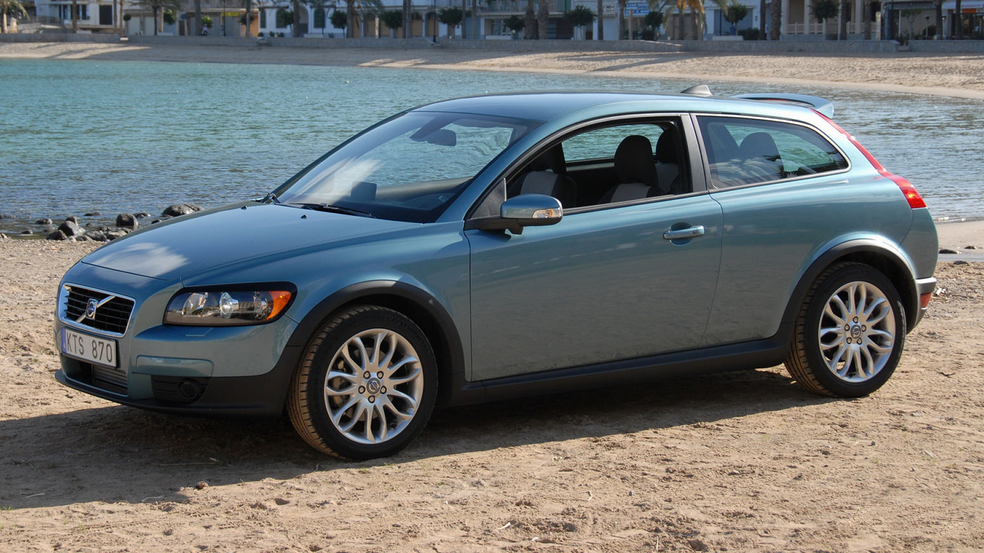 Download mobile wallpaper Beach, Volvo, Hatchback, Vehicles, Volvo C30 for free.