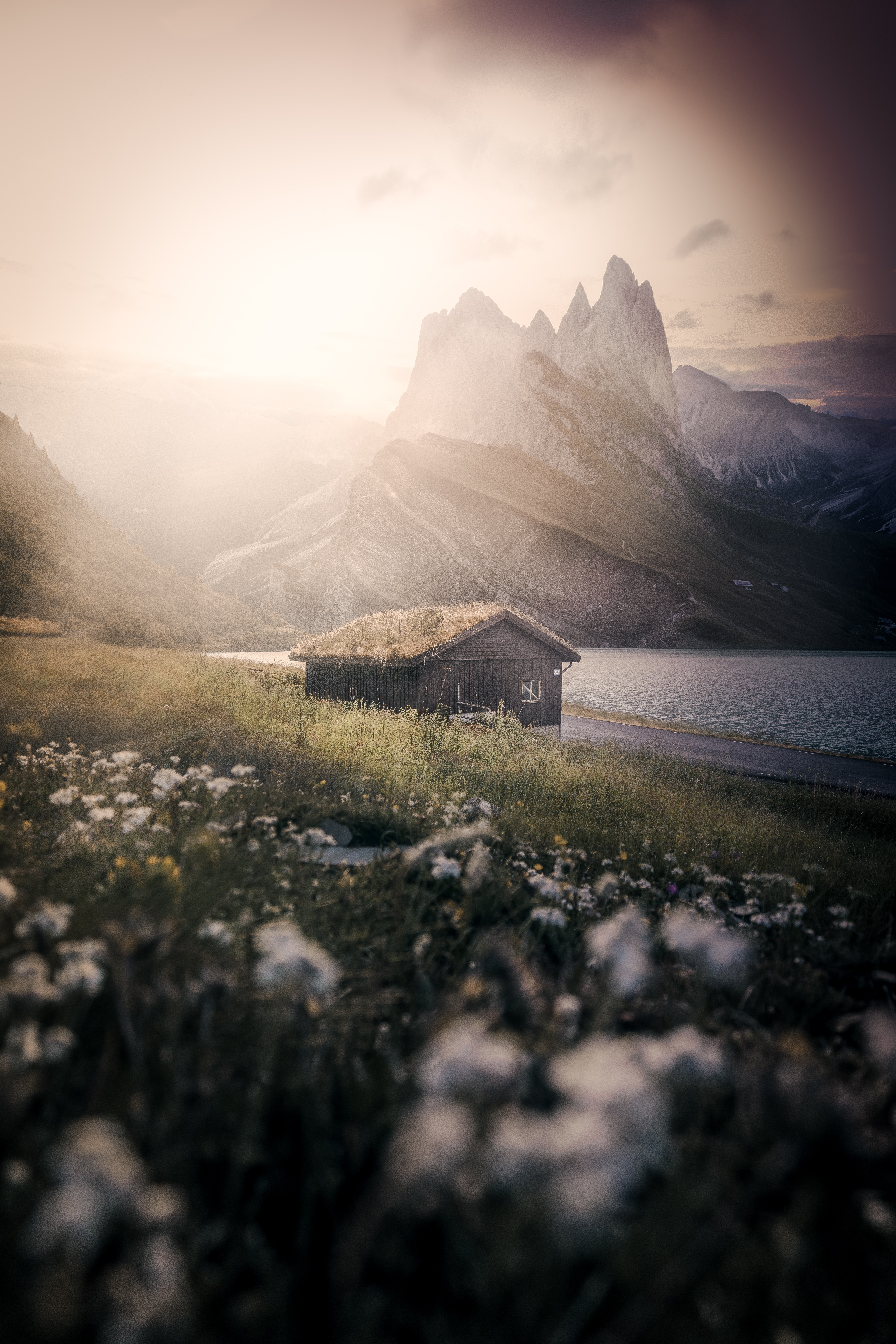 Download mobile wallpaper Small House, Nature, Grass, Fog, Mountains, Lodge, Lake for free.