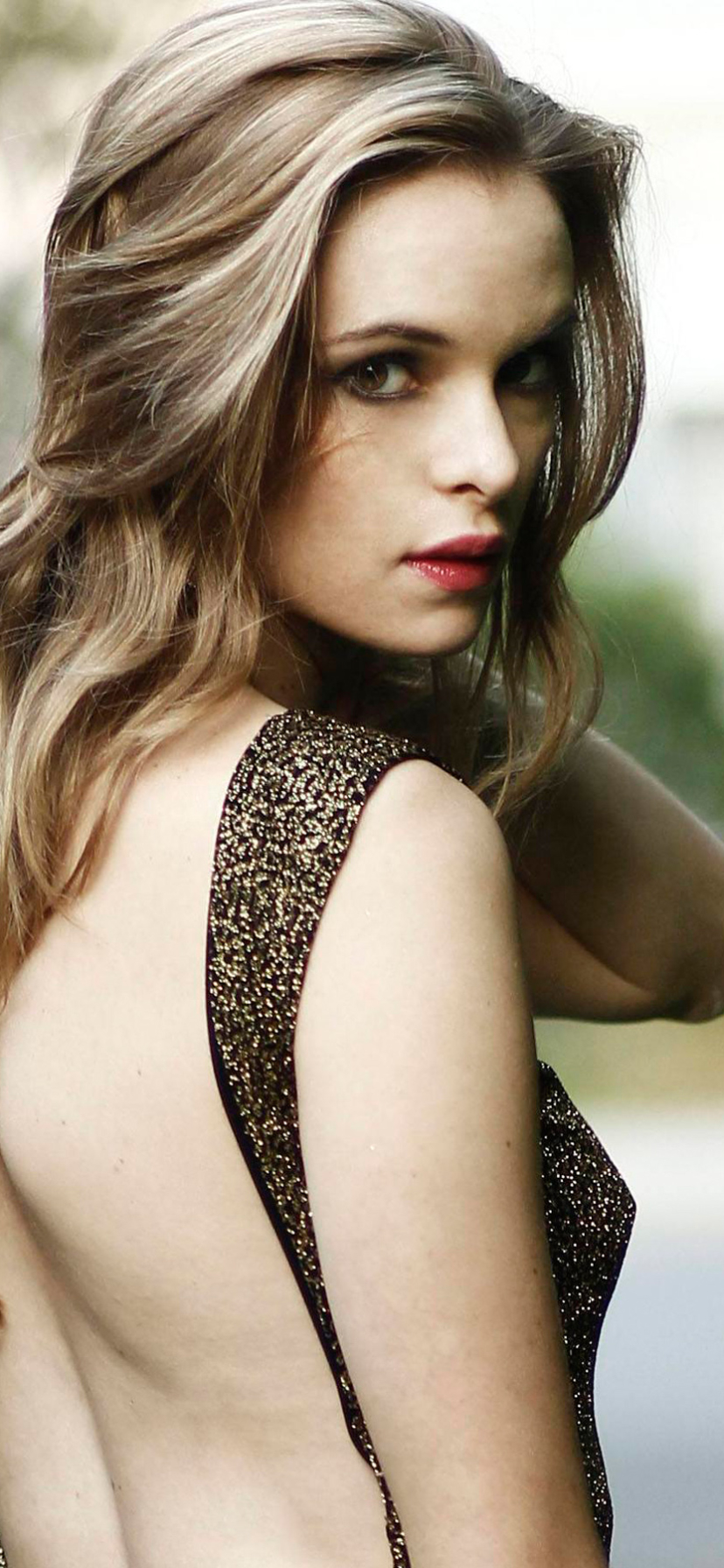 Download mobile wallpaper Women, Actress, Danielle Panabaker for free.