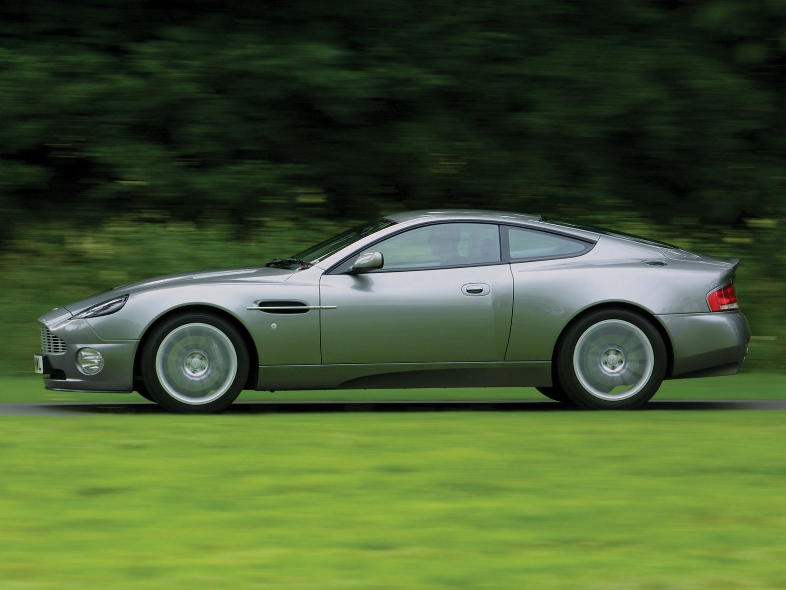 nature, vanquish, aston martin, cars, grey, side view, style, v12, 2001